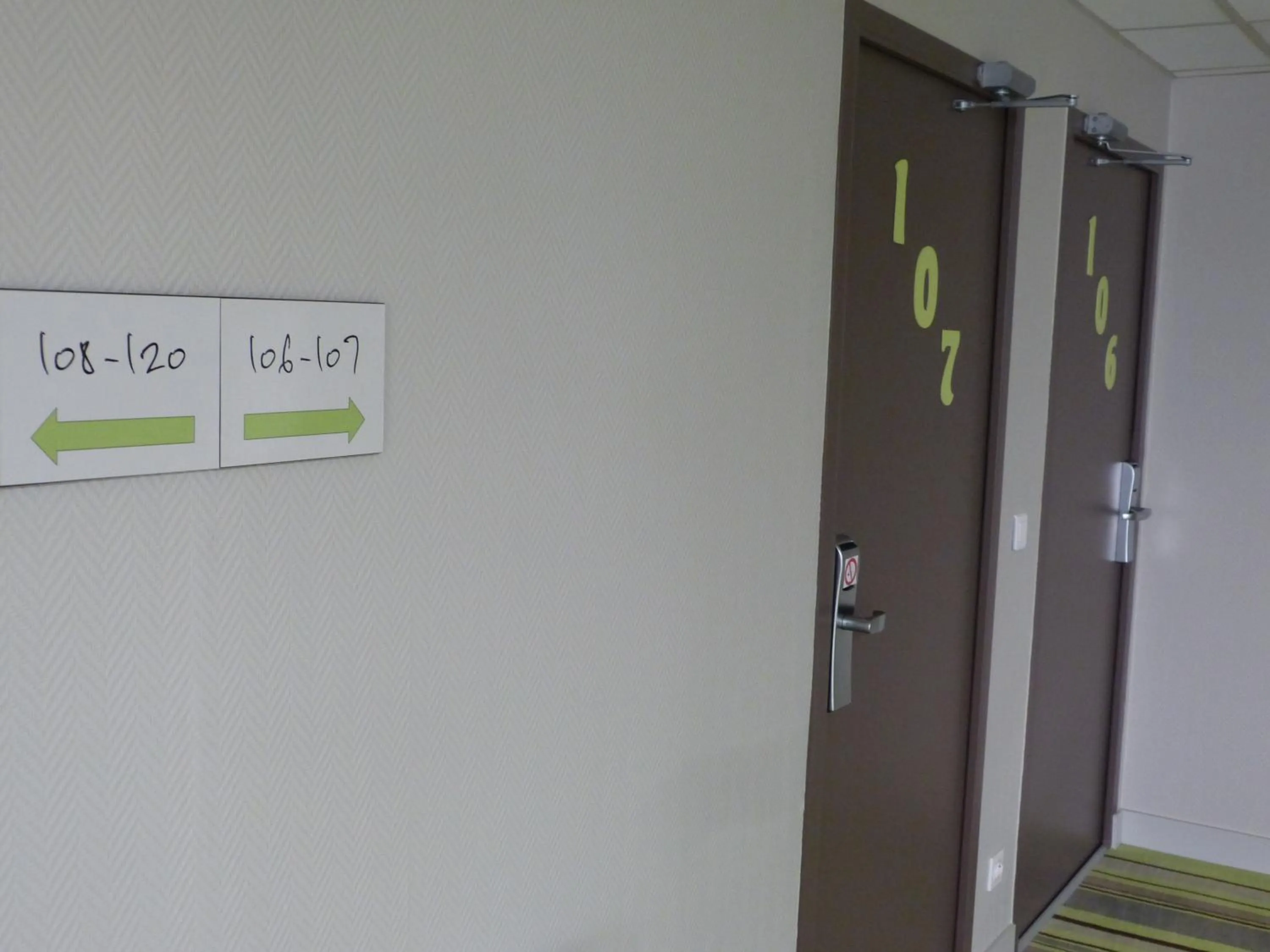 Bedroom in Hotel ARBOR - Les Hunaudieres - Le Mans Sud - Mulsanne