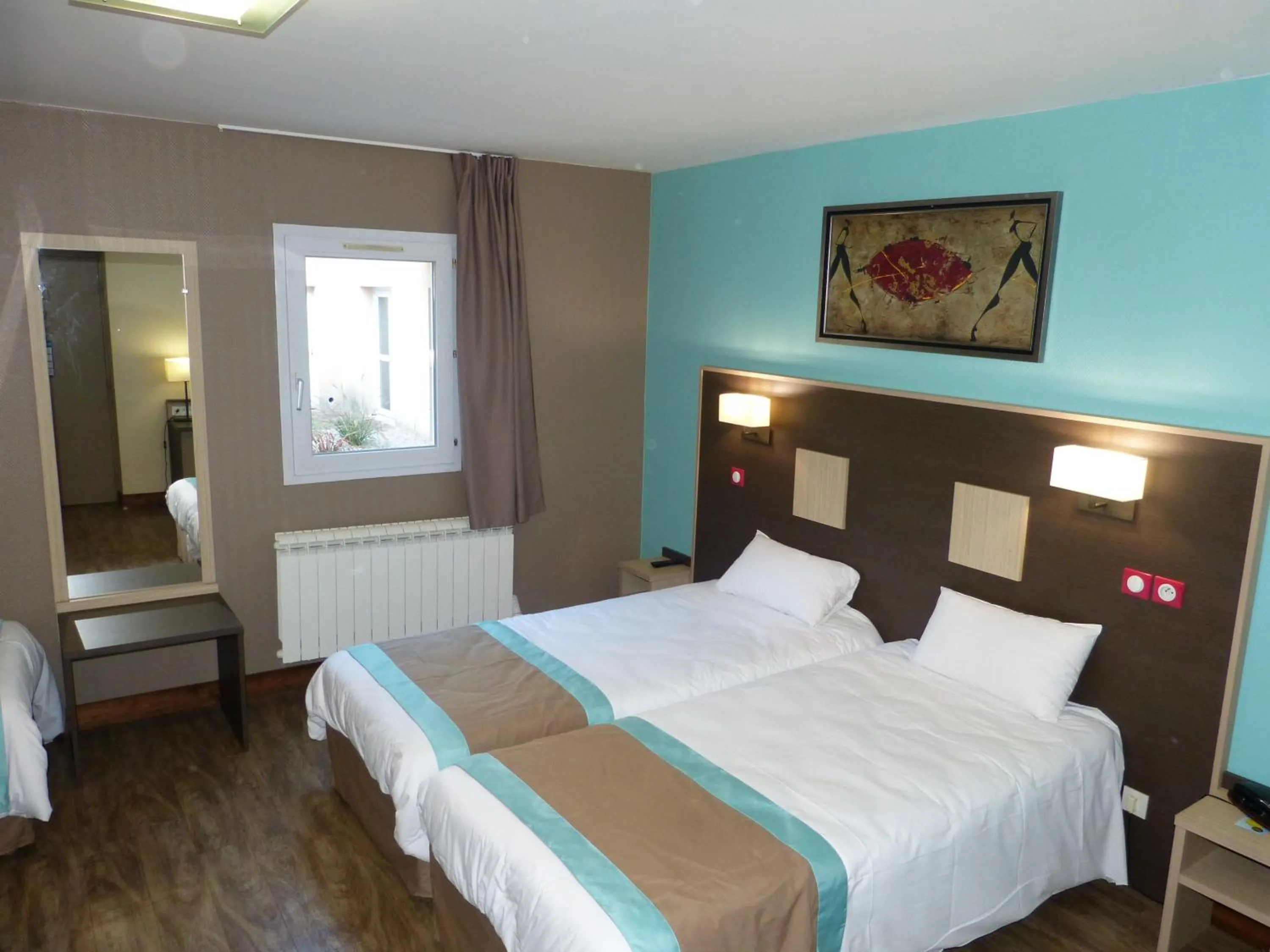 Bedroom, Bed in Hotel ARBOR - Les Hunaudieres - Le Mans Sud - Mulsanne