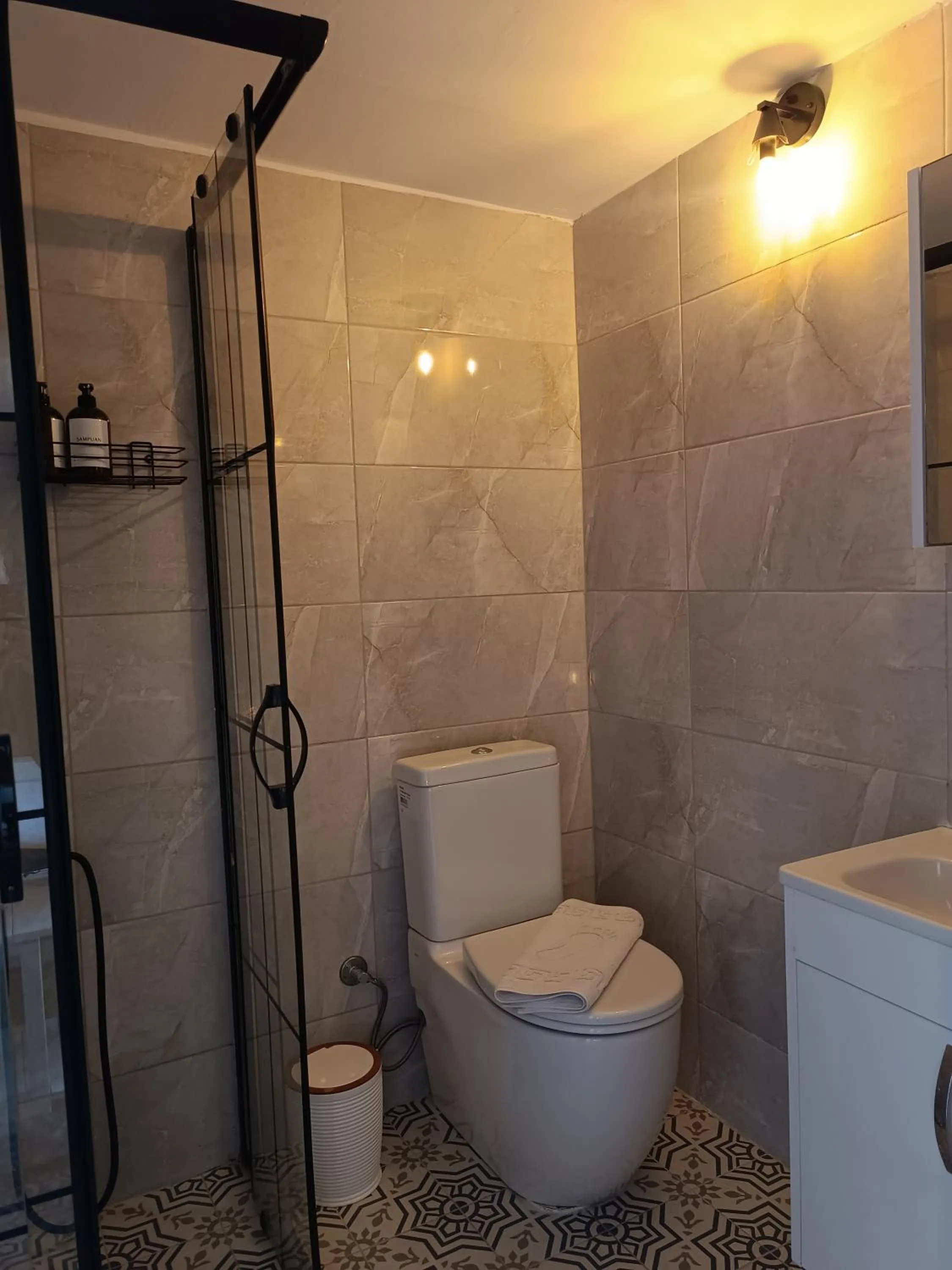 Bathroom in Tepe Hotel