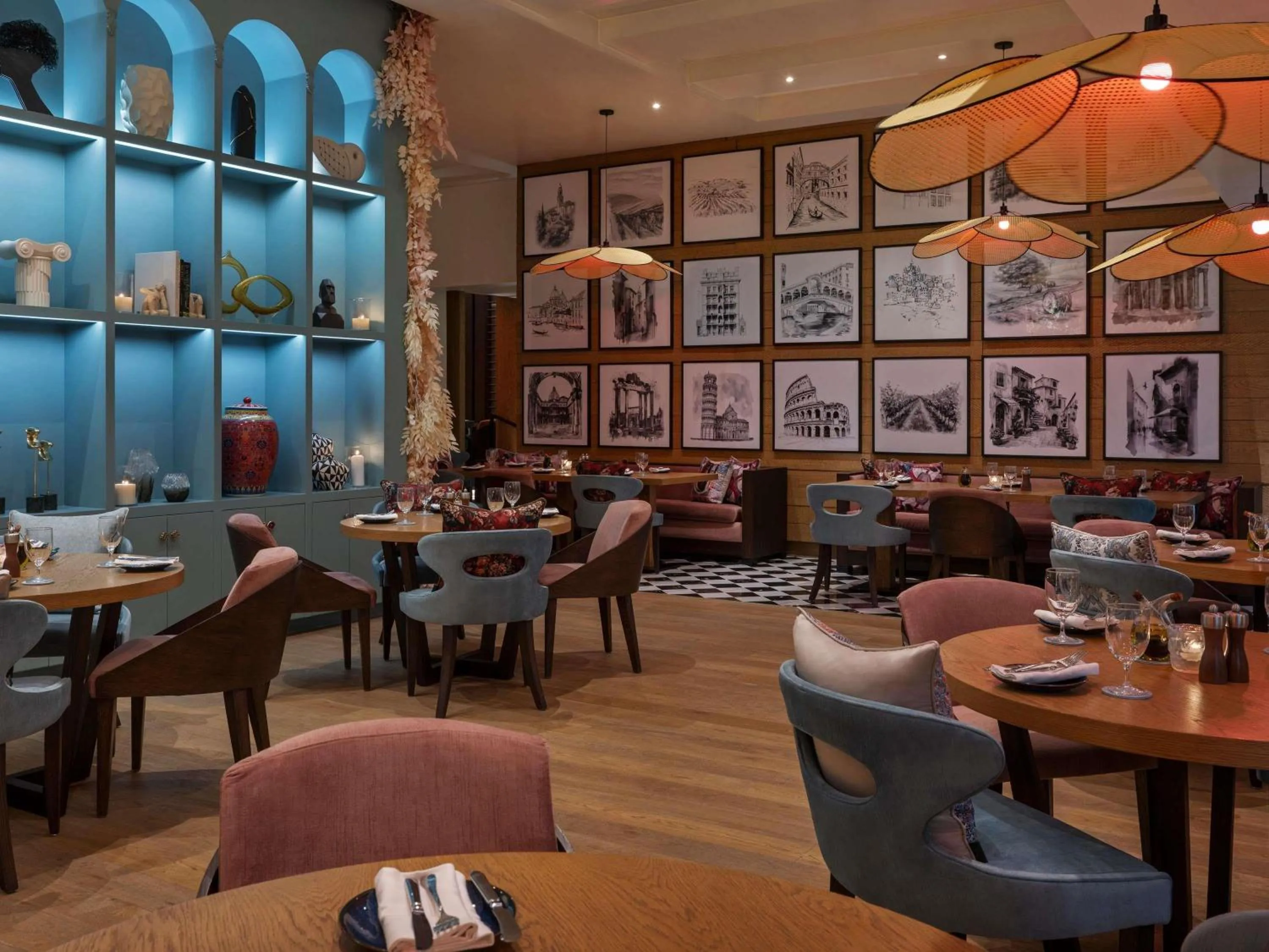 Restaurant/places to eat in Fairmont Riyadh