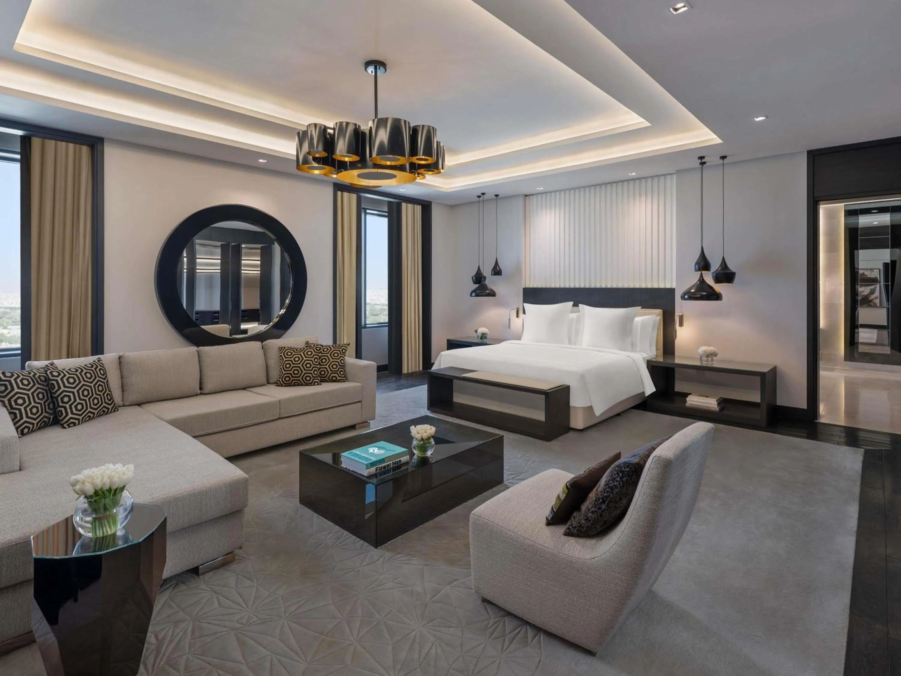 Bedroom, Bed in Fairmont Riyadh