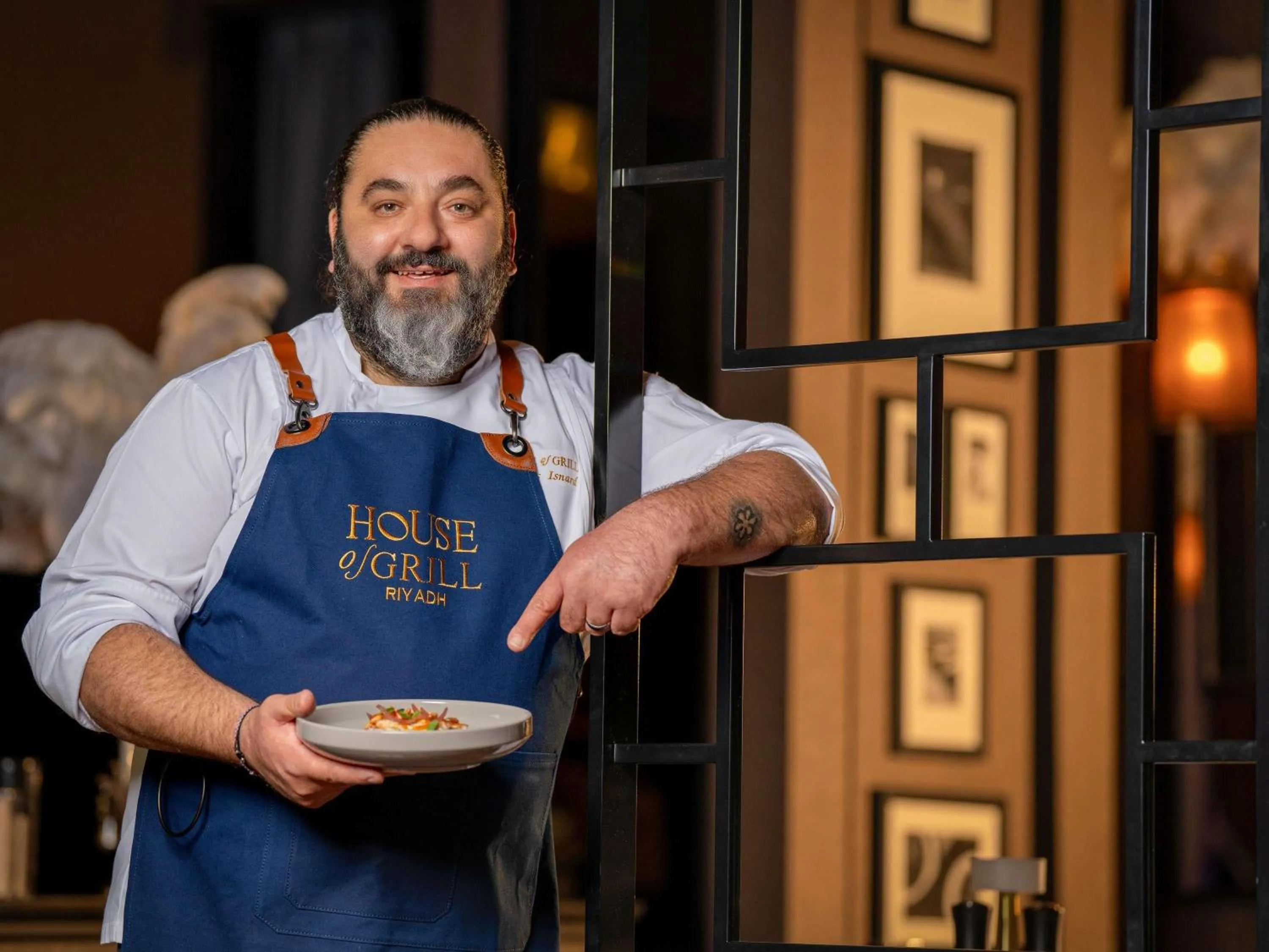 Restaurant/places to eat in Fairmont Riyadh