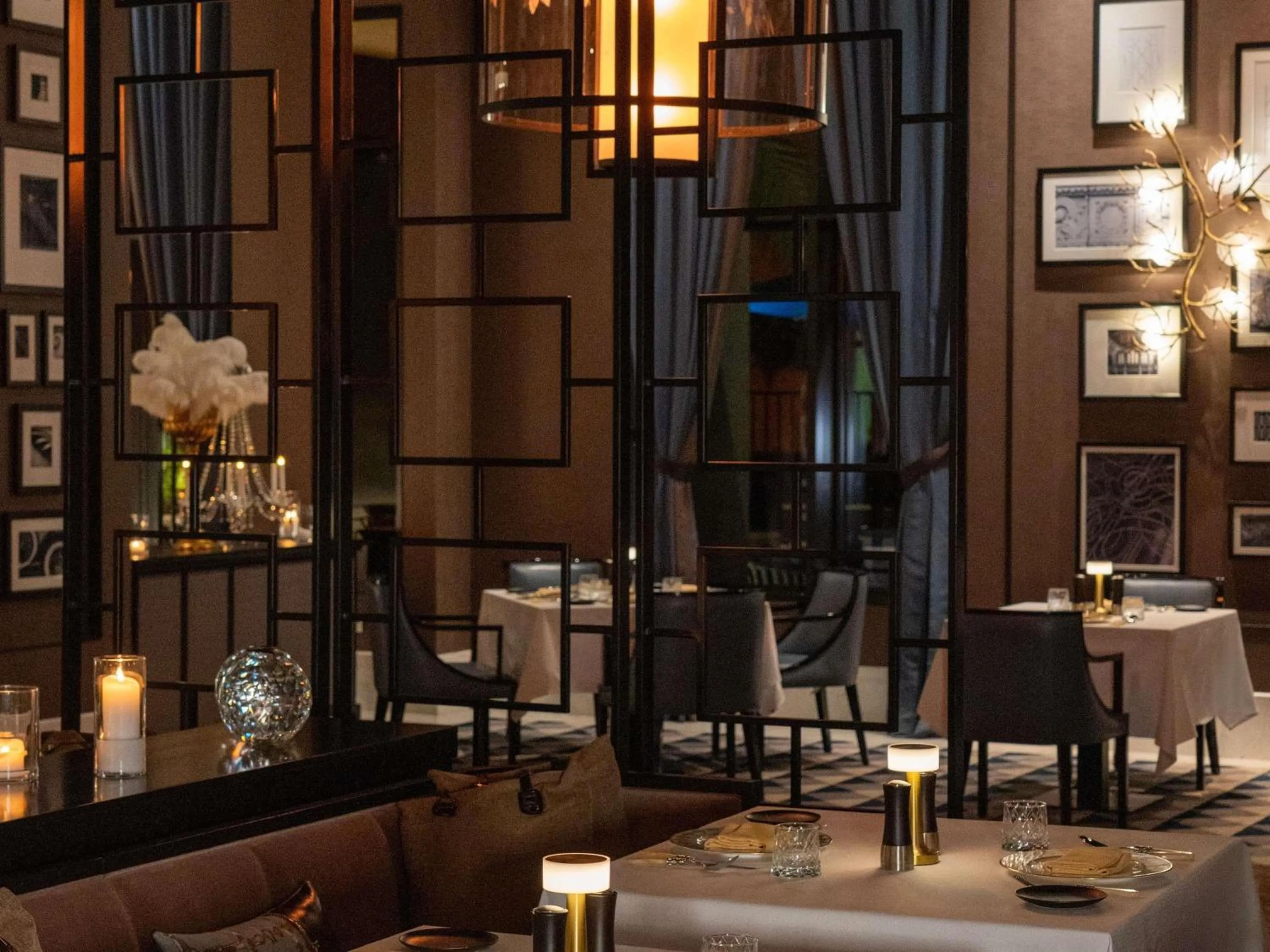 Restaurant/places to eat in Fairmont Riyadh