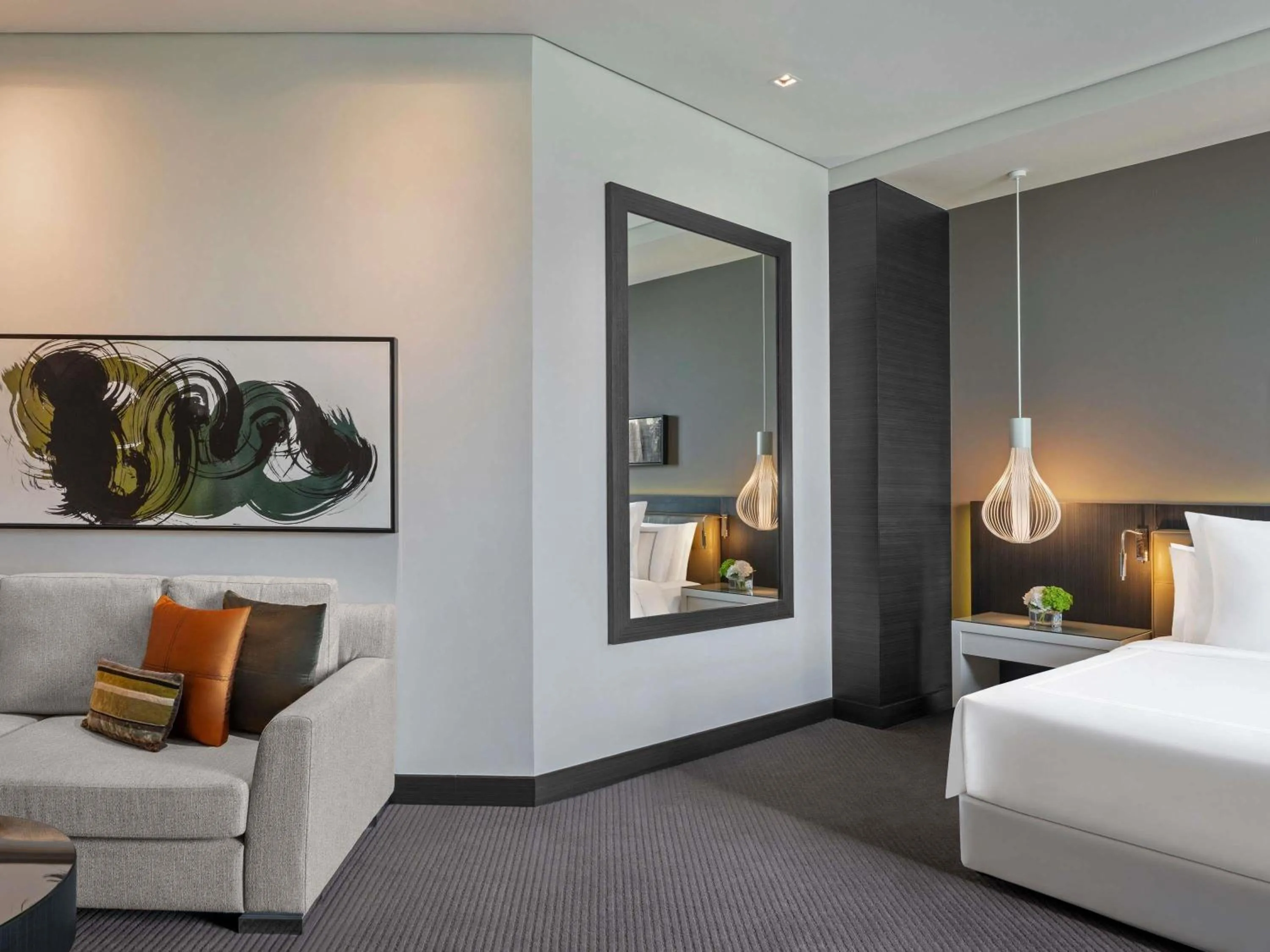 Bedroom, Bed in Fairmont Riyadh