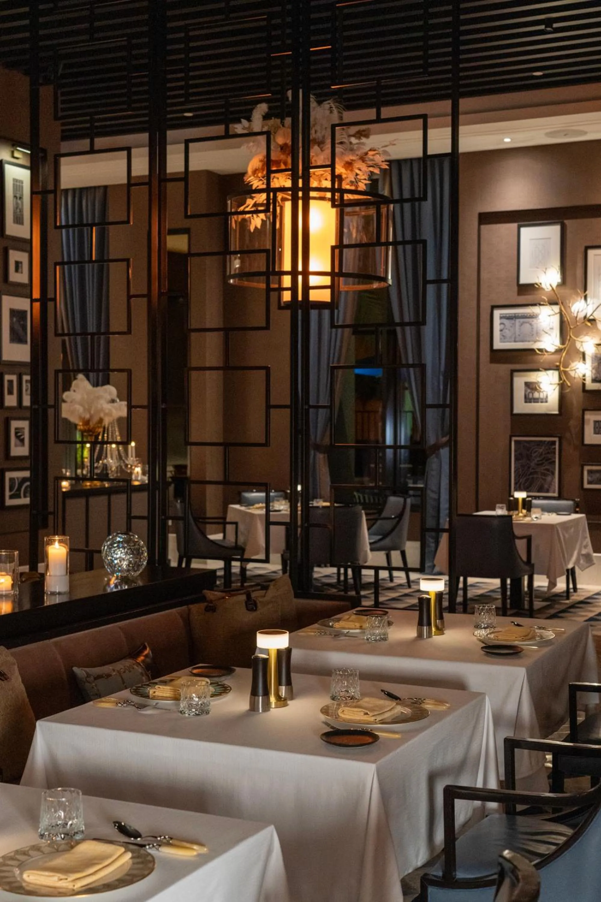 Restaurant/places to eat in Fairmont Riyadh