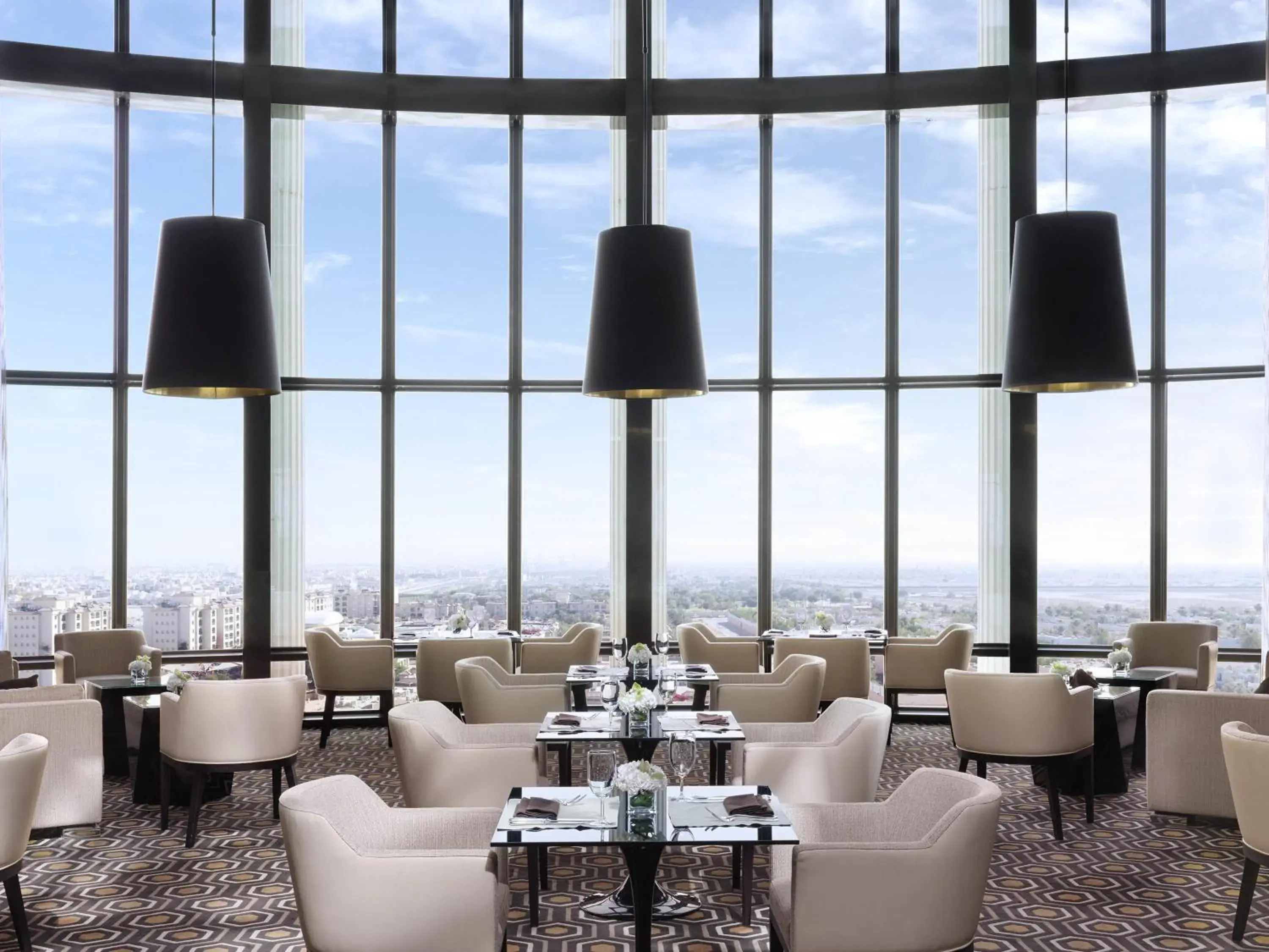 Business King Suite - Non-Smoking in Fairmont Riyadh Business King Suite - Non-Smoking in Fairmont Riyadh