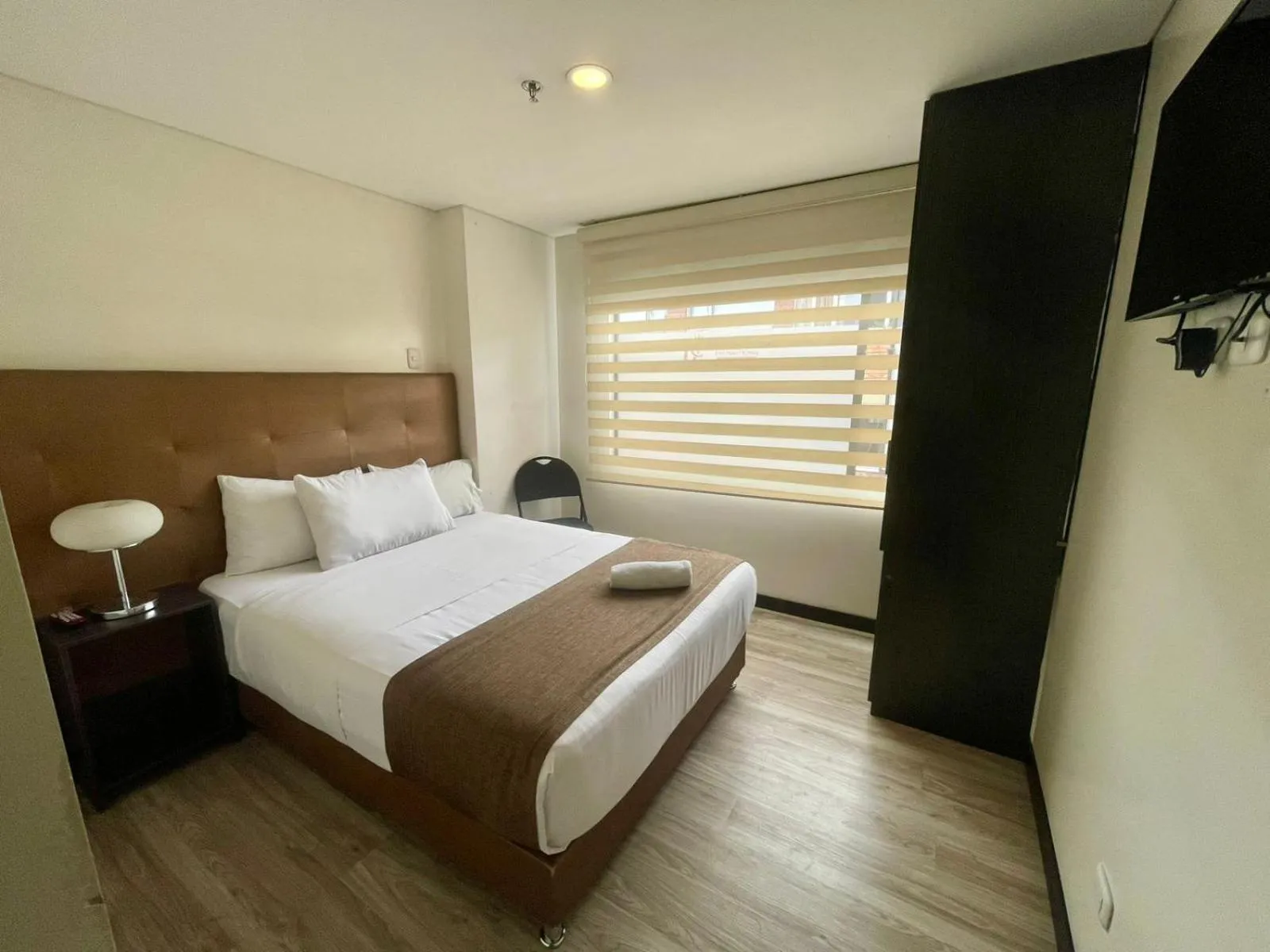 Bed in Hotel Business Center International