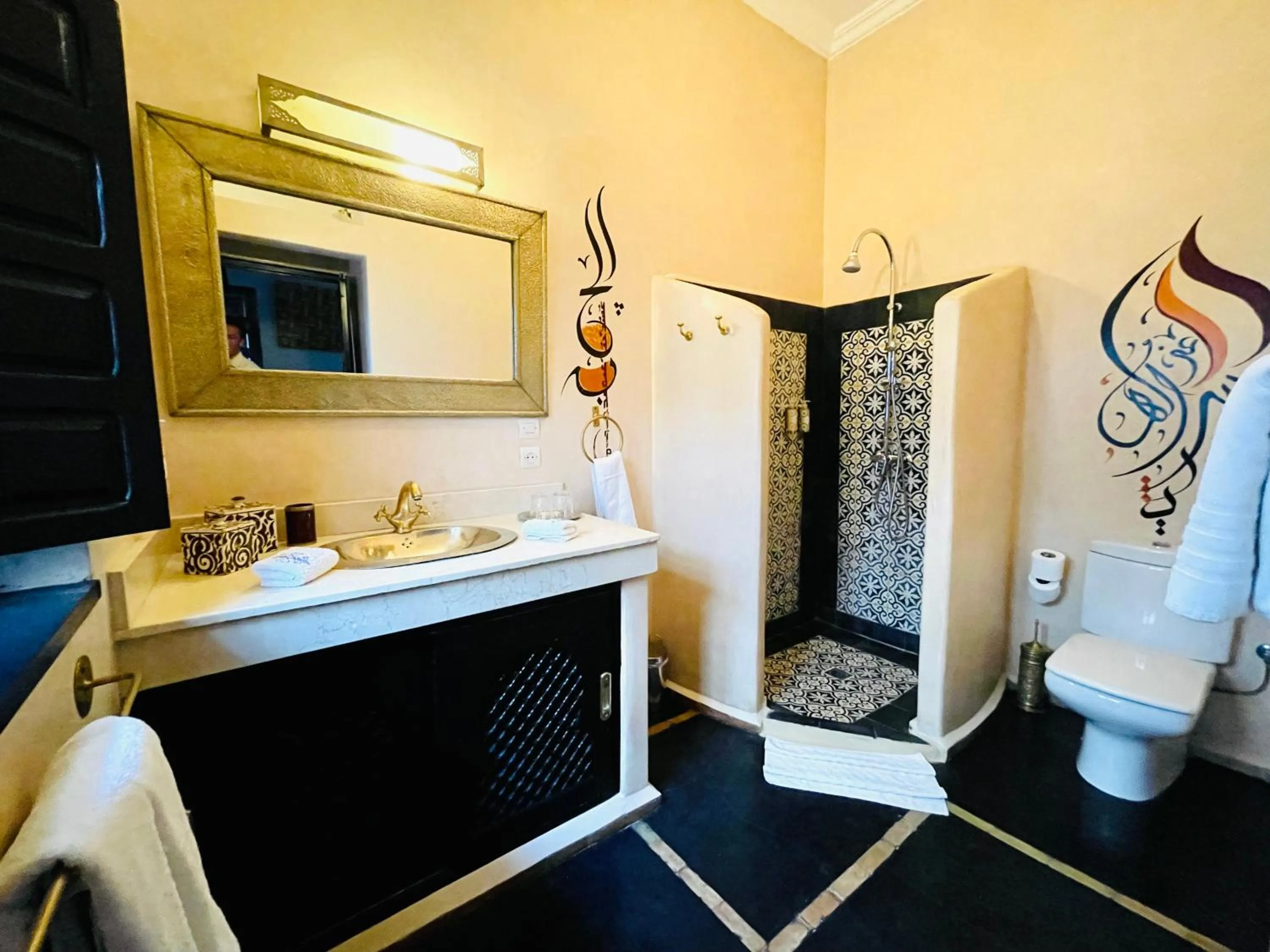 Bathroom in Maison Chafia Boutique Hôtel & Spa