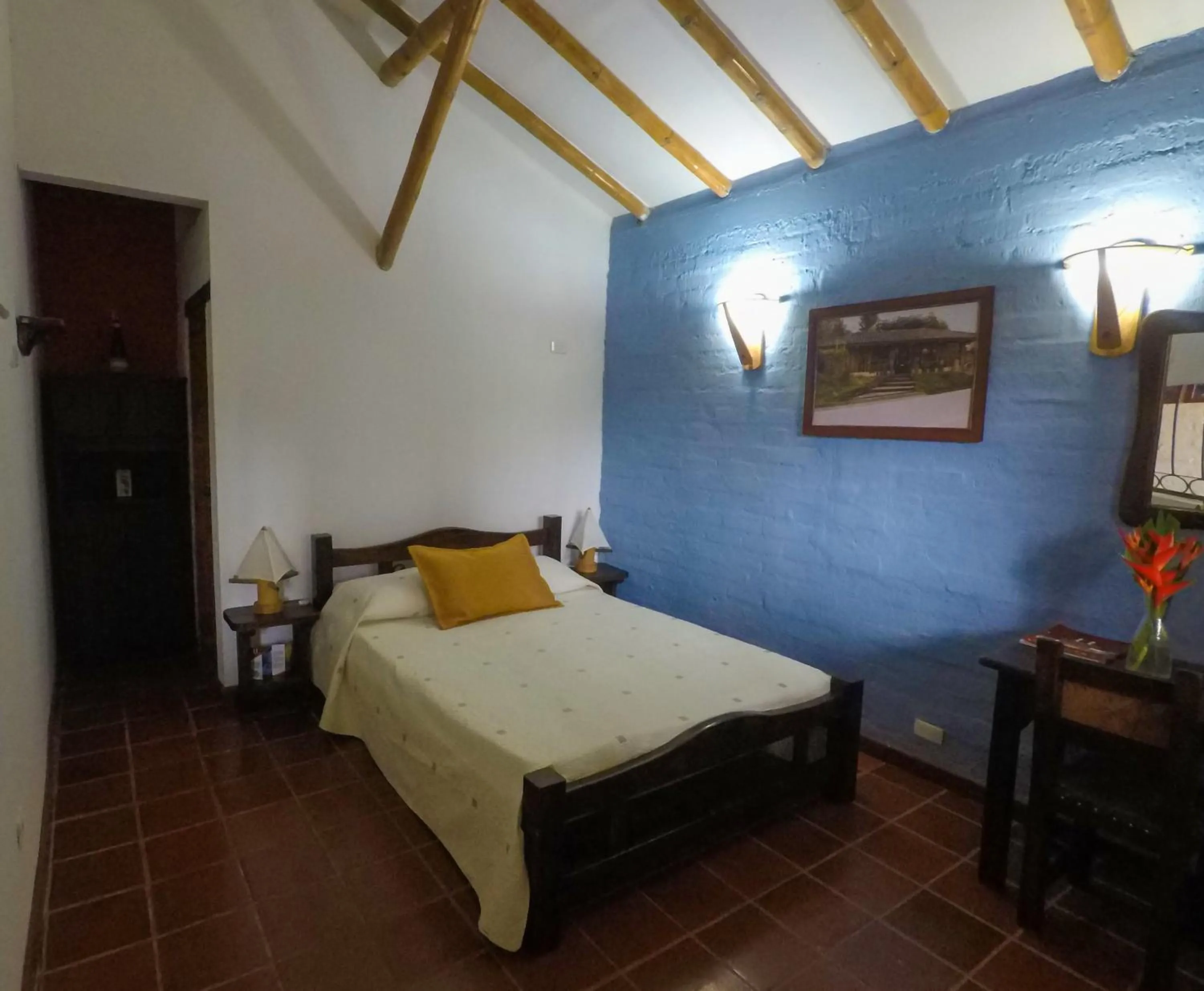 Bed in Finca Hotel La Quinta Porra