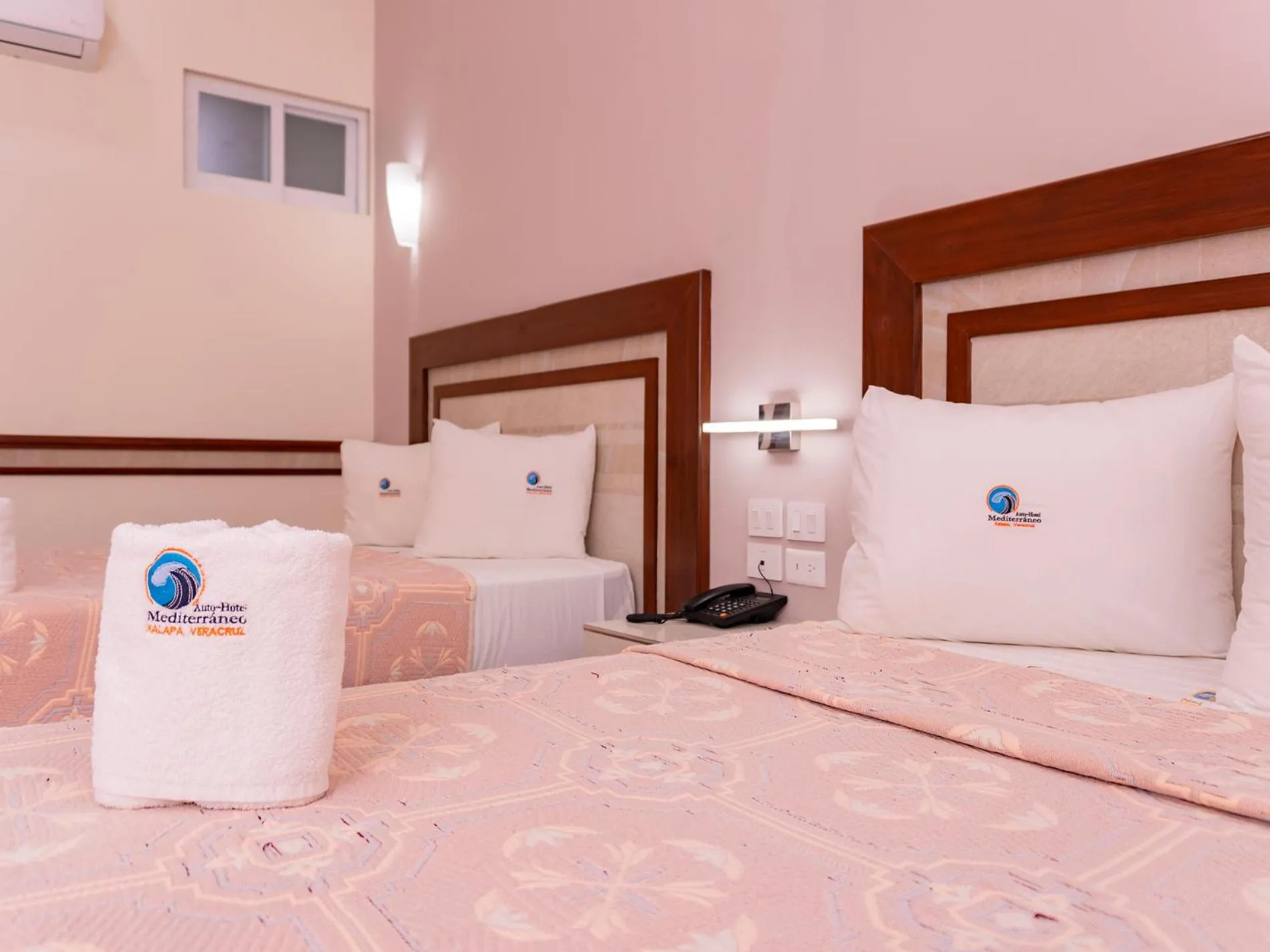 Bed in Auto Hotel Mediterráneo