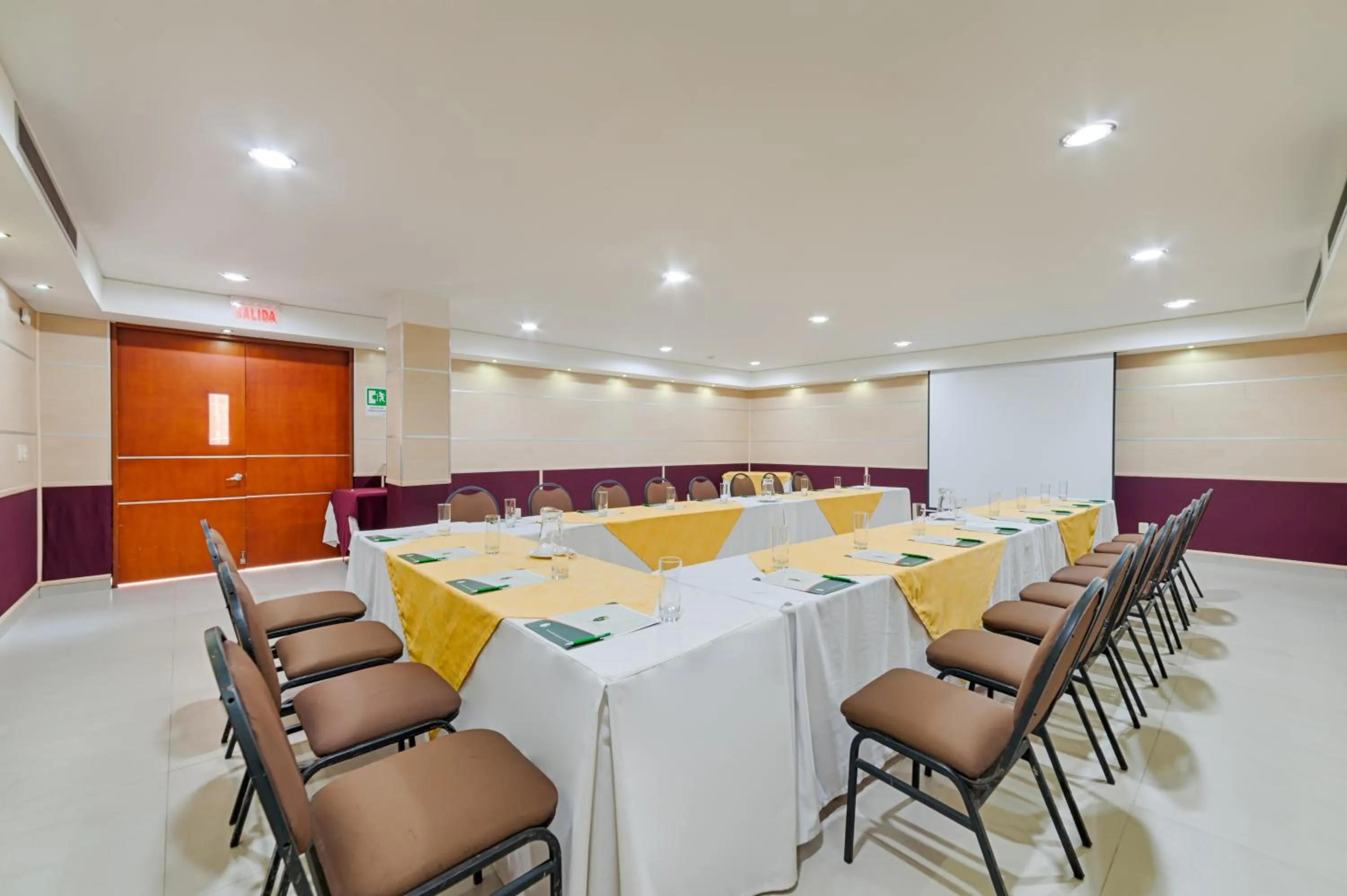 Meeting/conference room in Hotel Arizona Suites Cúcuta