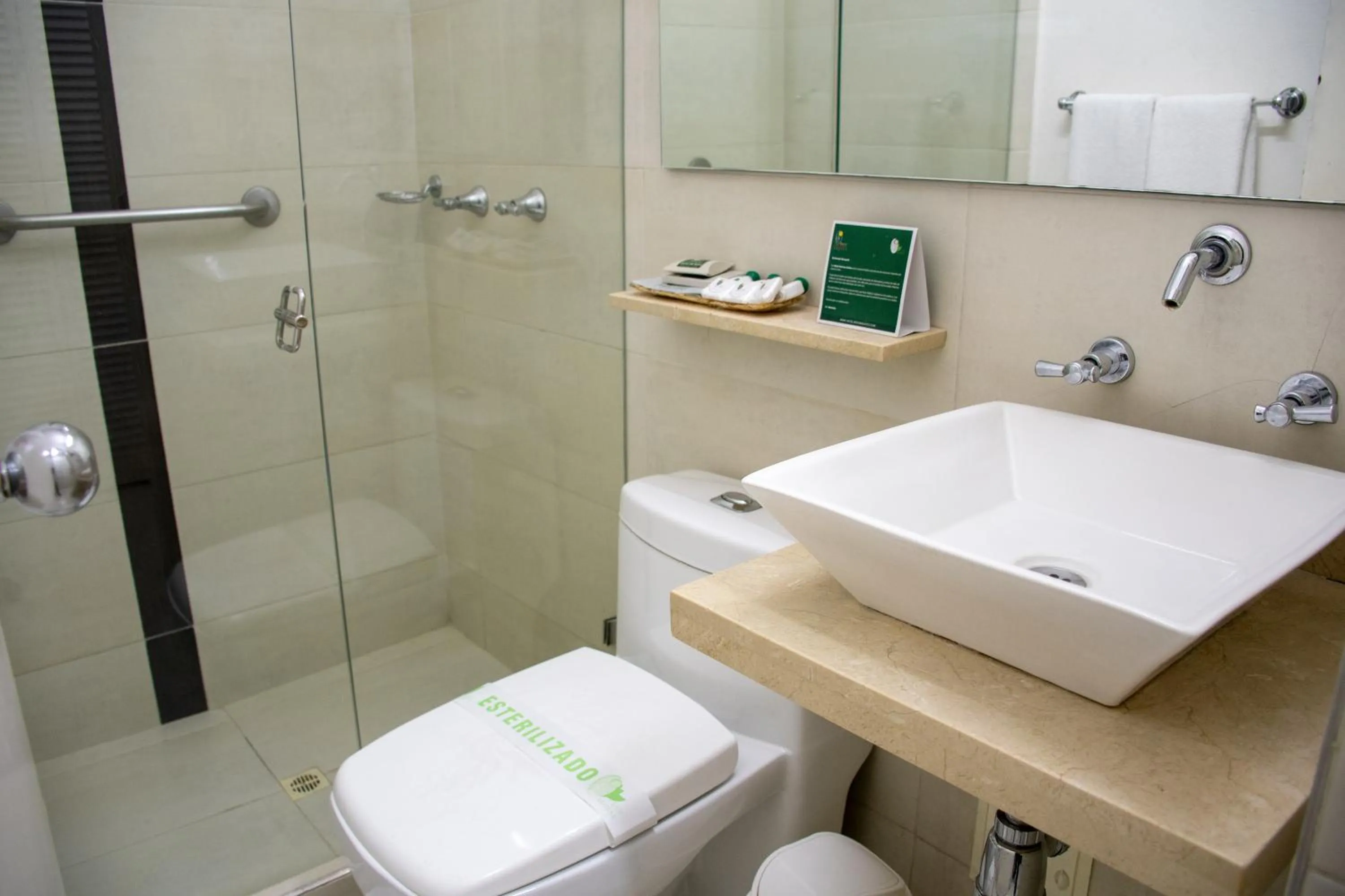 Bathroom in Hotel Arizona Suites Cúcuta