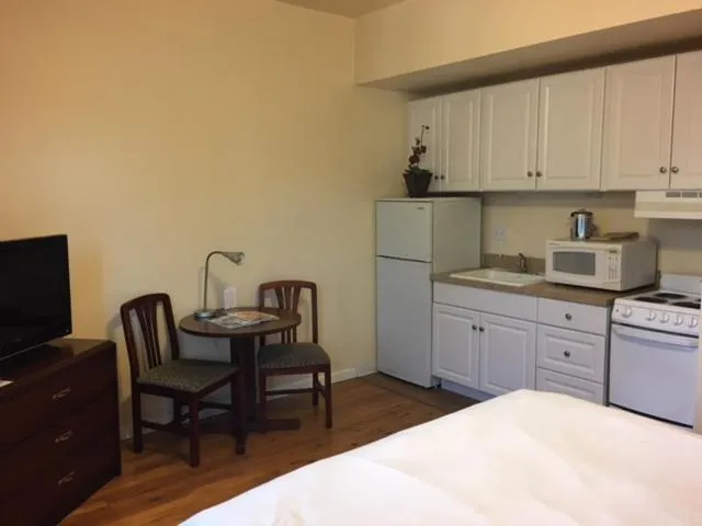 Photo of the whole room in Washington Plaza - Portland