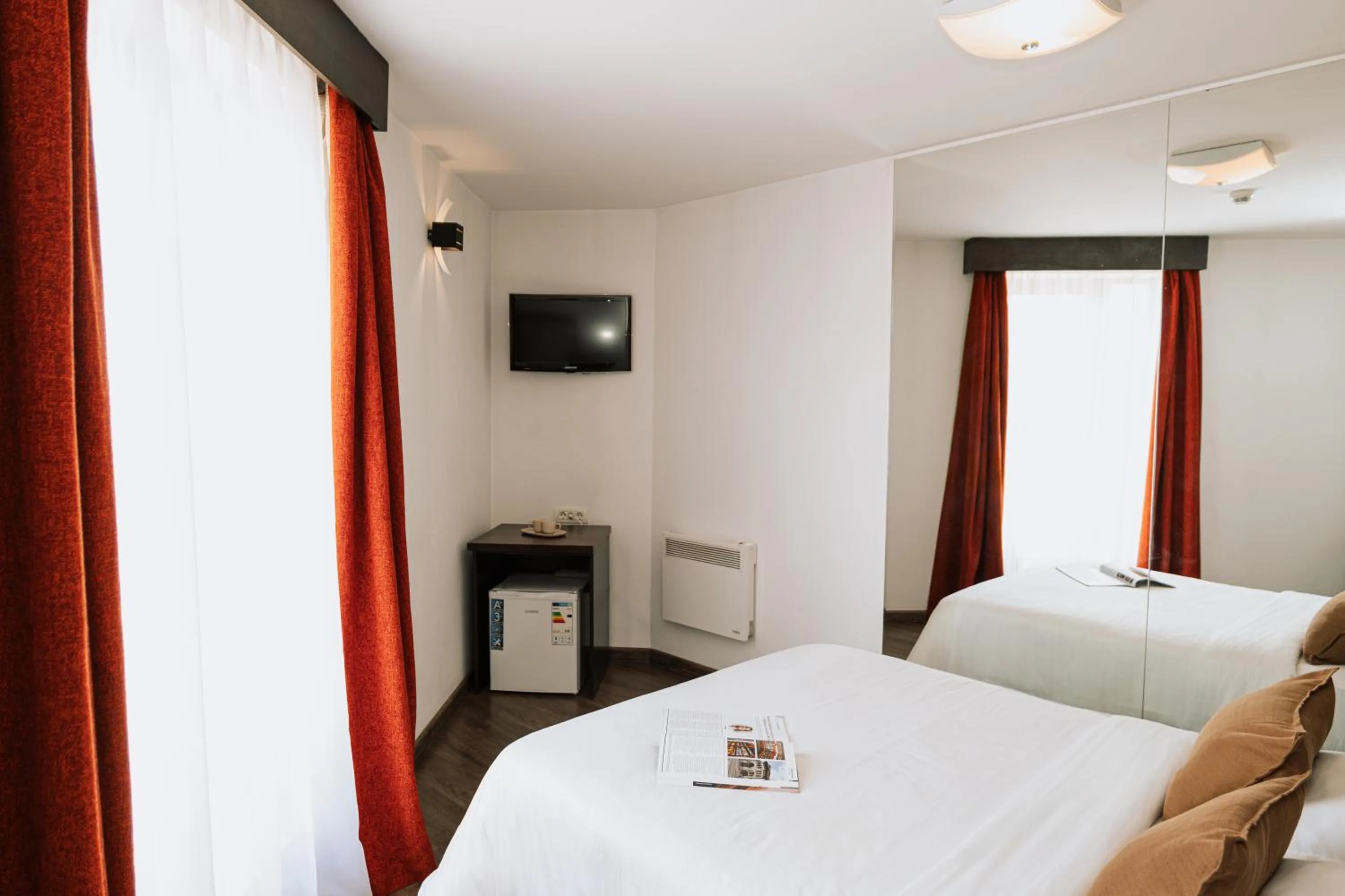 Bedroom, Bed in Hotel Duke Armeneasca City Center