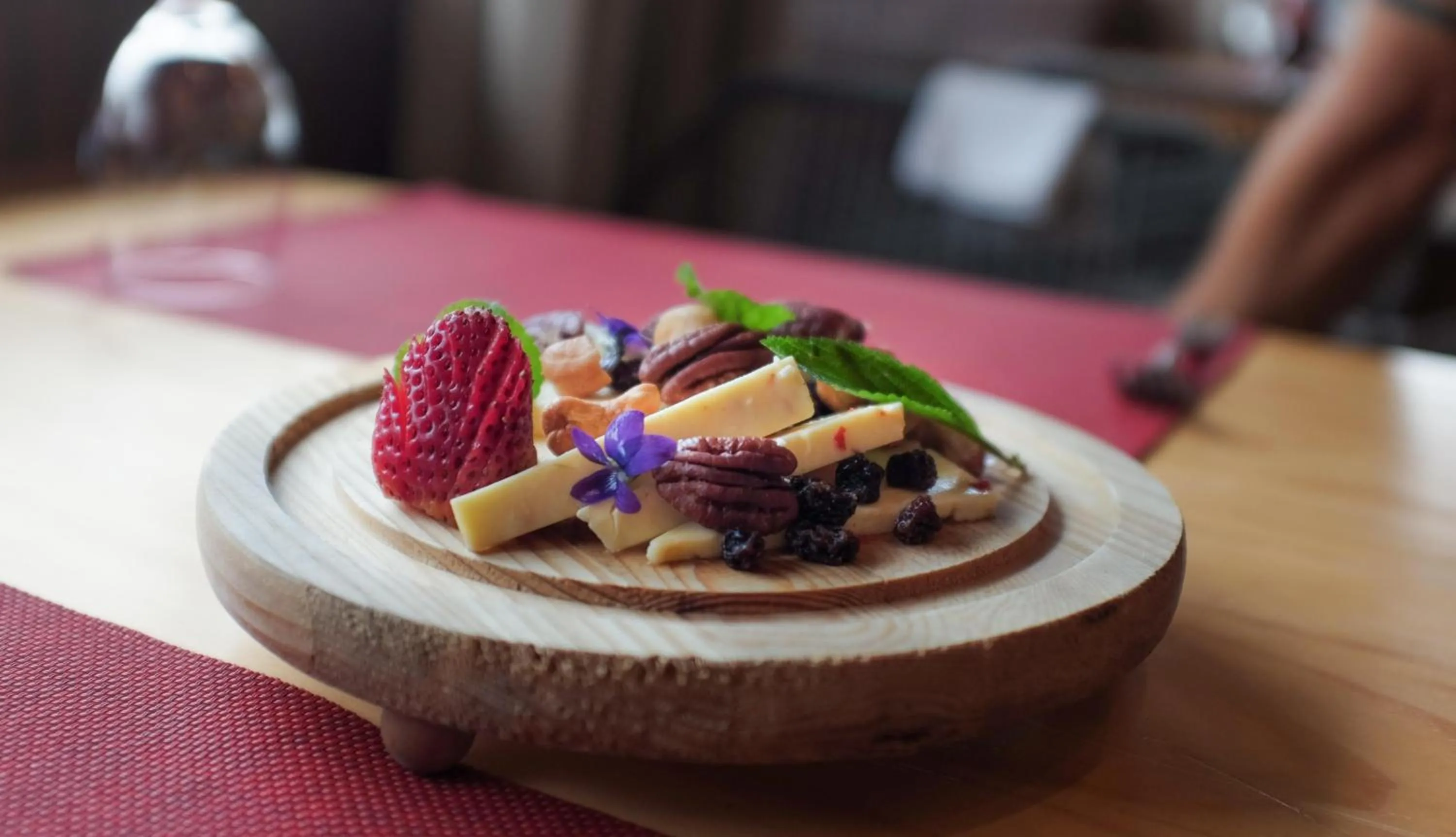 Restaurant/places to eat in Senda Monteverde Hotel Member of the Cayuga Collection