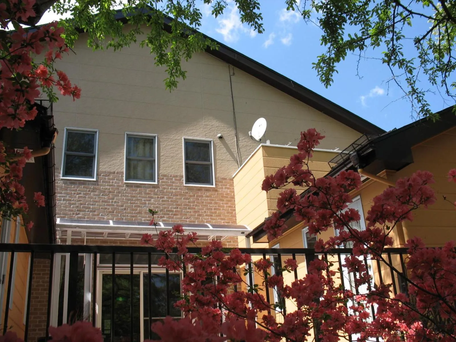 Property building in Second House Plus 1組貸し切りのペンション A one group booking per day lodging house