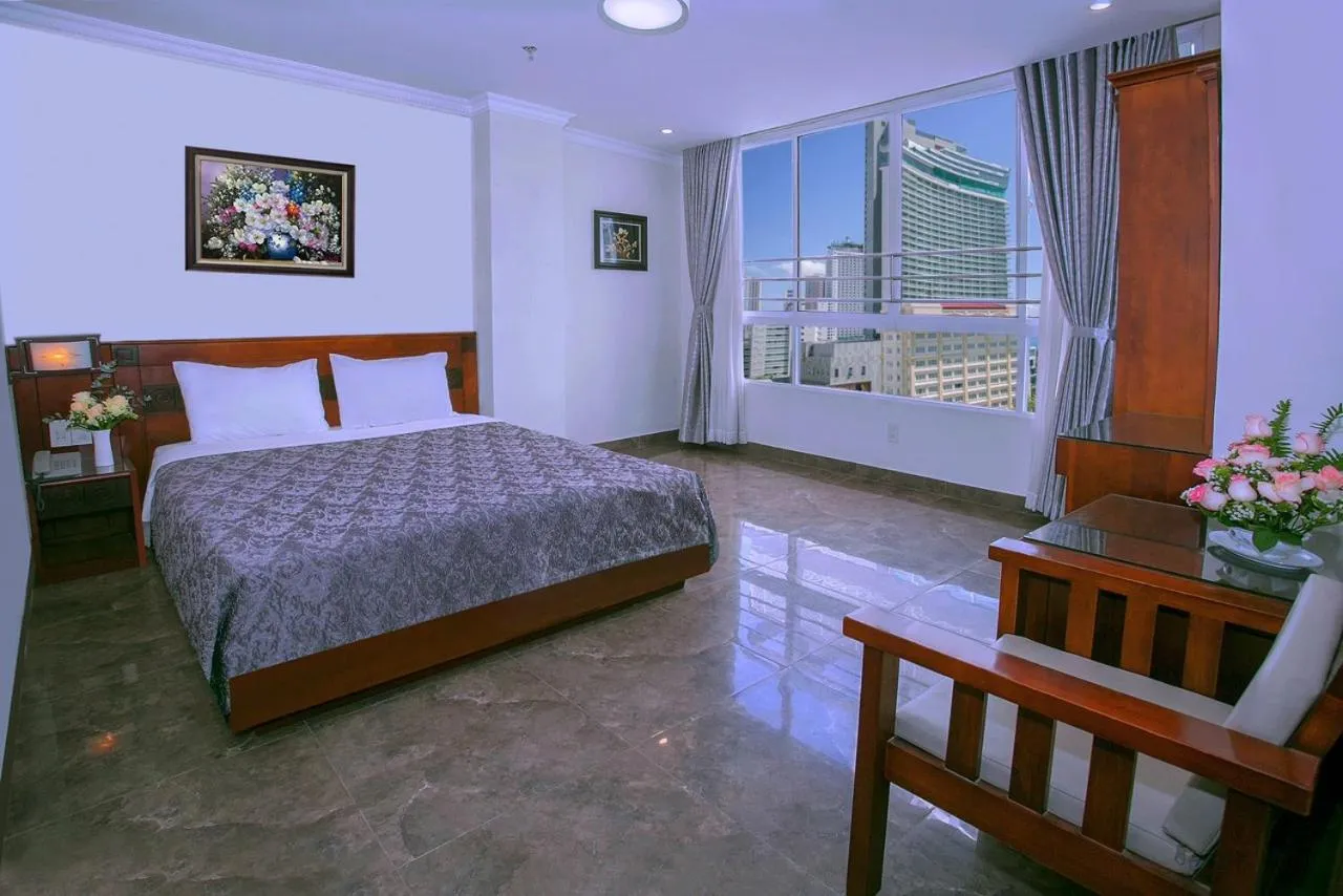 Bed in Nice Swan Hotel