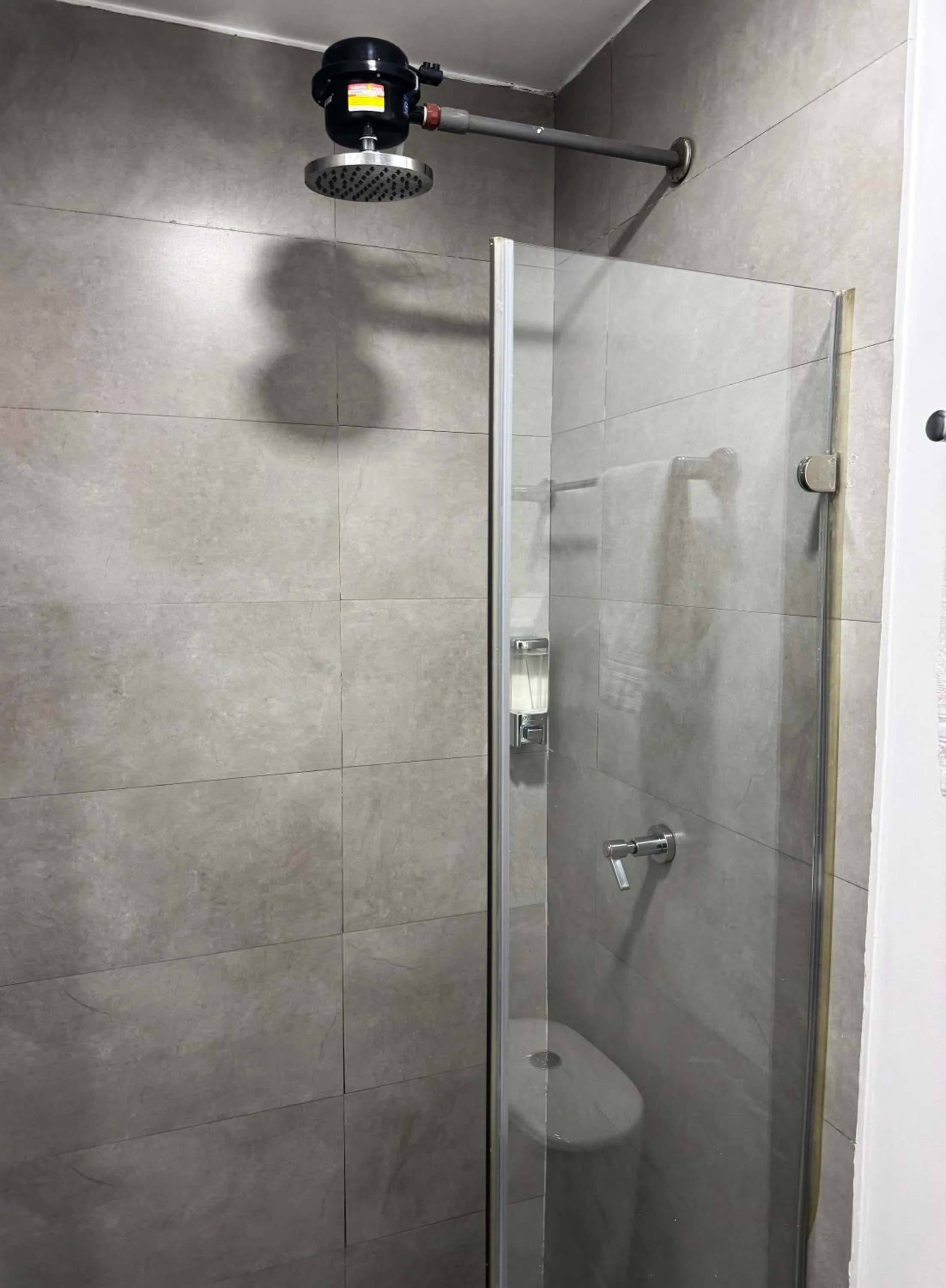 Shower in KLEINN HOTEL BOGOTÁ