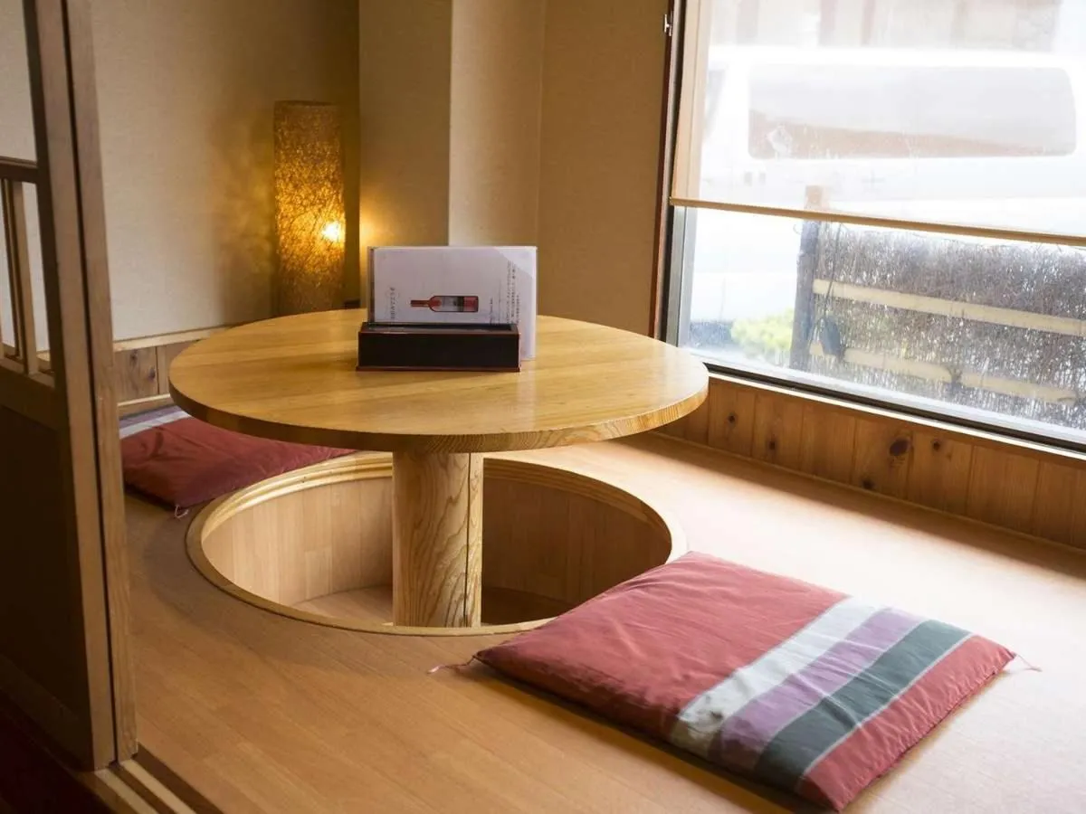 Restaurant/places to eat, Bed in Oyado Ichifuji