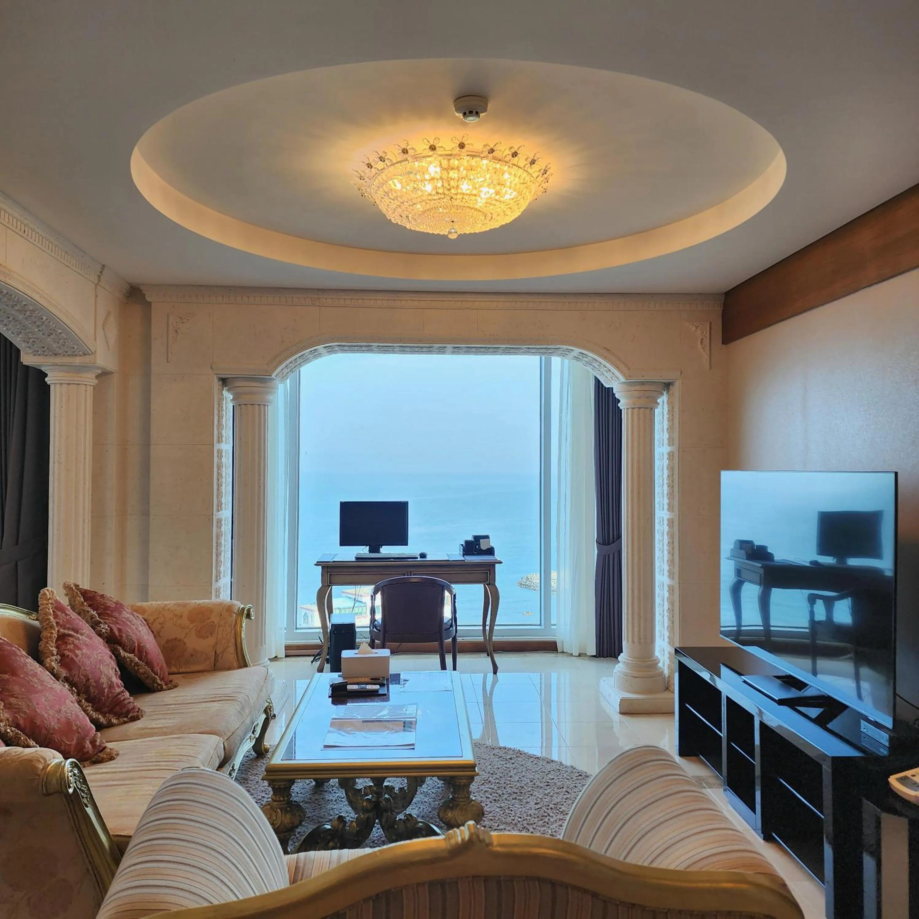 Decorative detail in Hotel Maremons