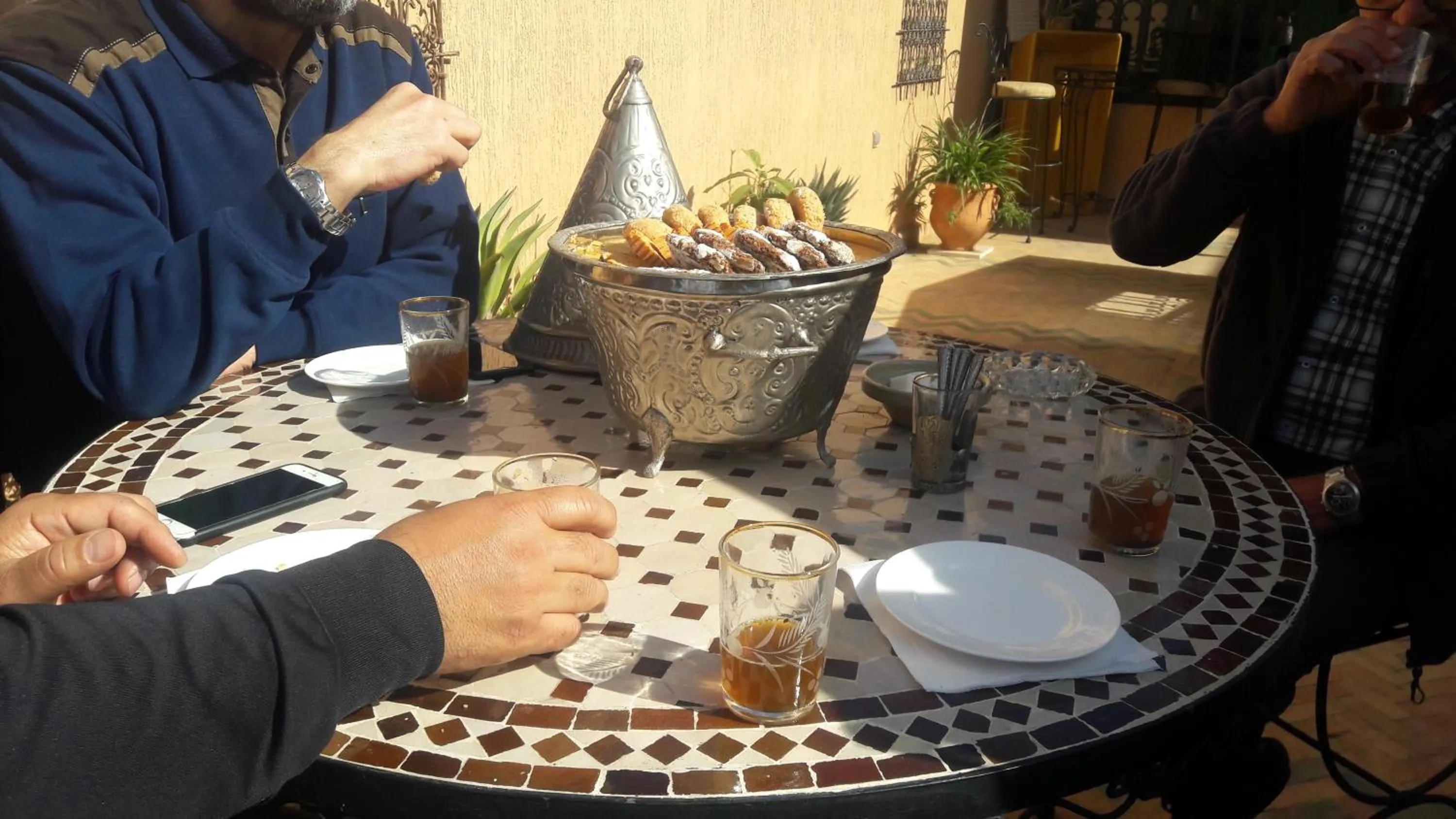 Drinks in Dar Pa Labzioui