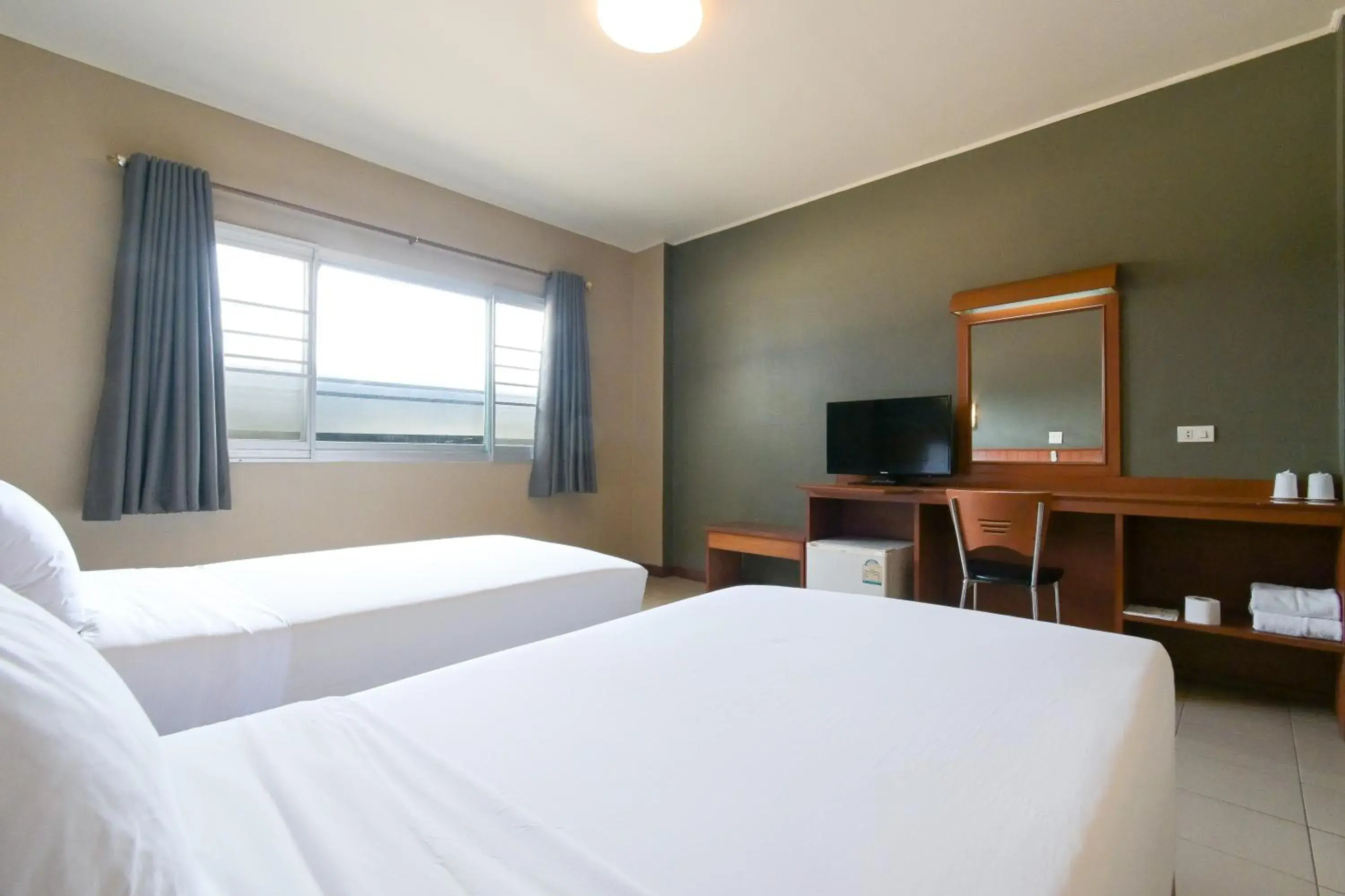 Budget Double or Twin Room in Rattana Park Hotel Budget Double or Twin Room in Rattana Park Hotel