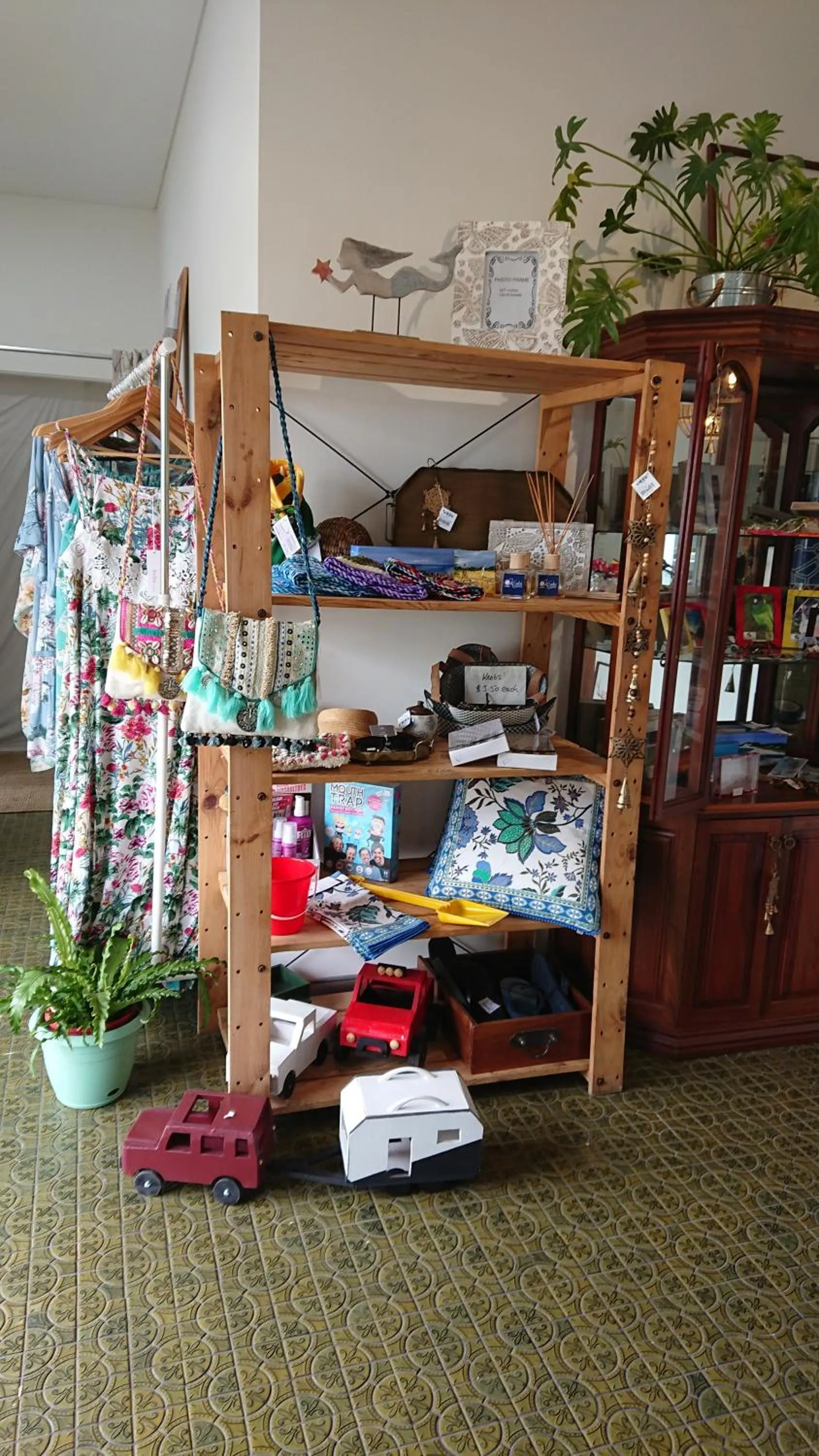 Supermarket/Shops in Peppermint Grove Beach Holiday Park