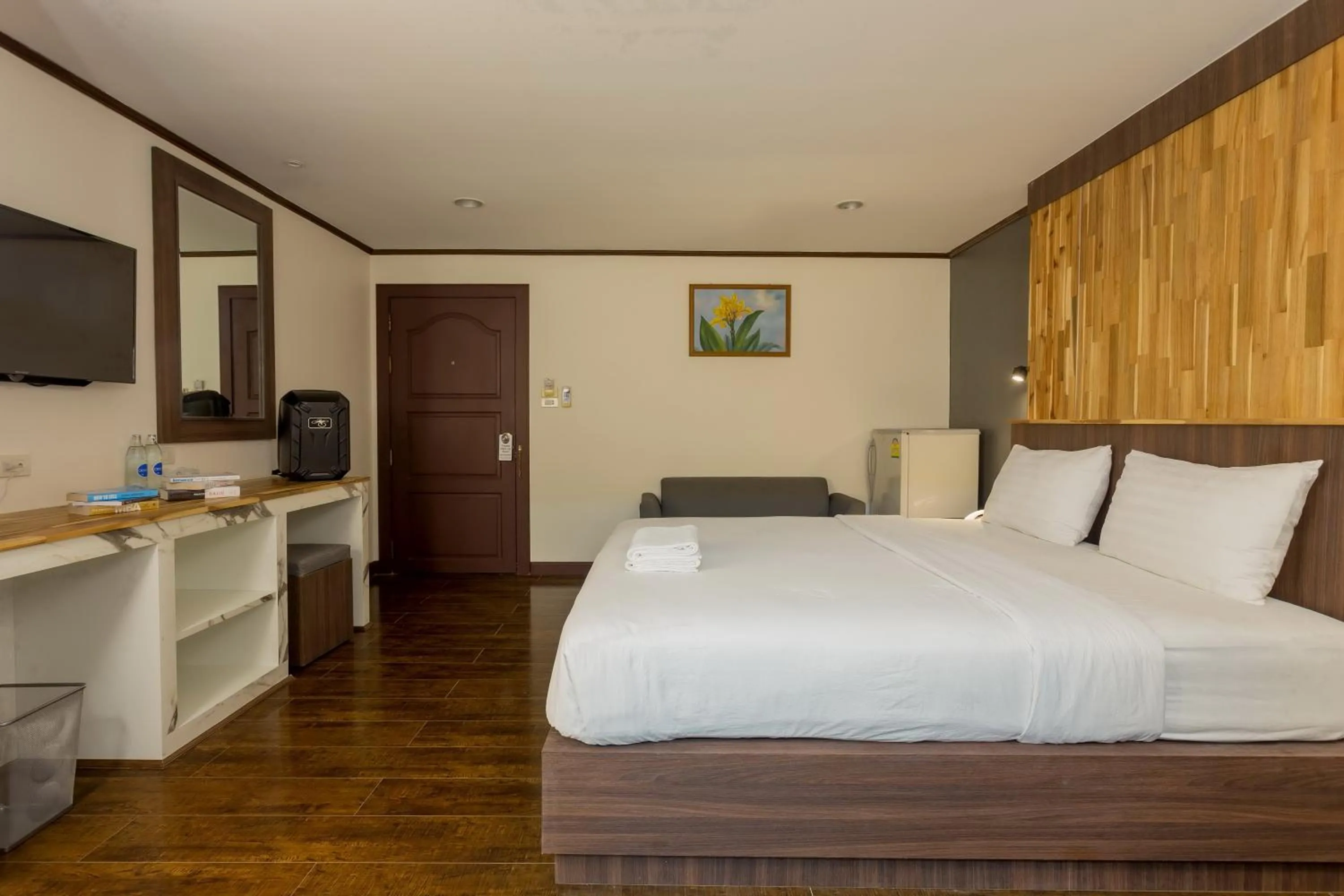 Bed in Phimai Paradise Boutique Hotel
