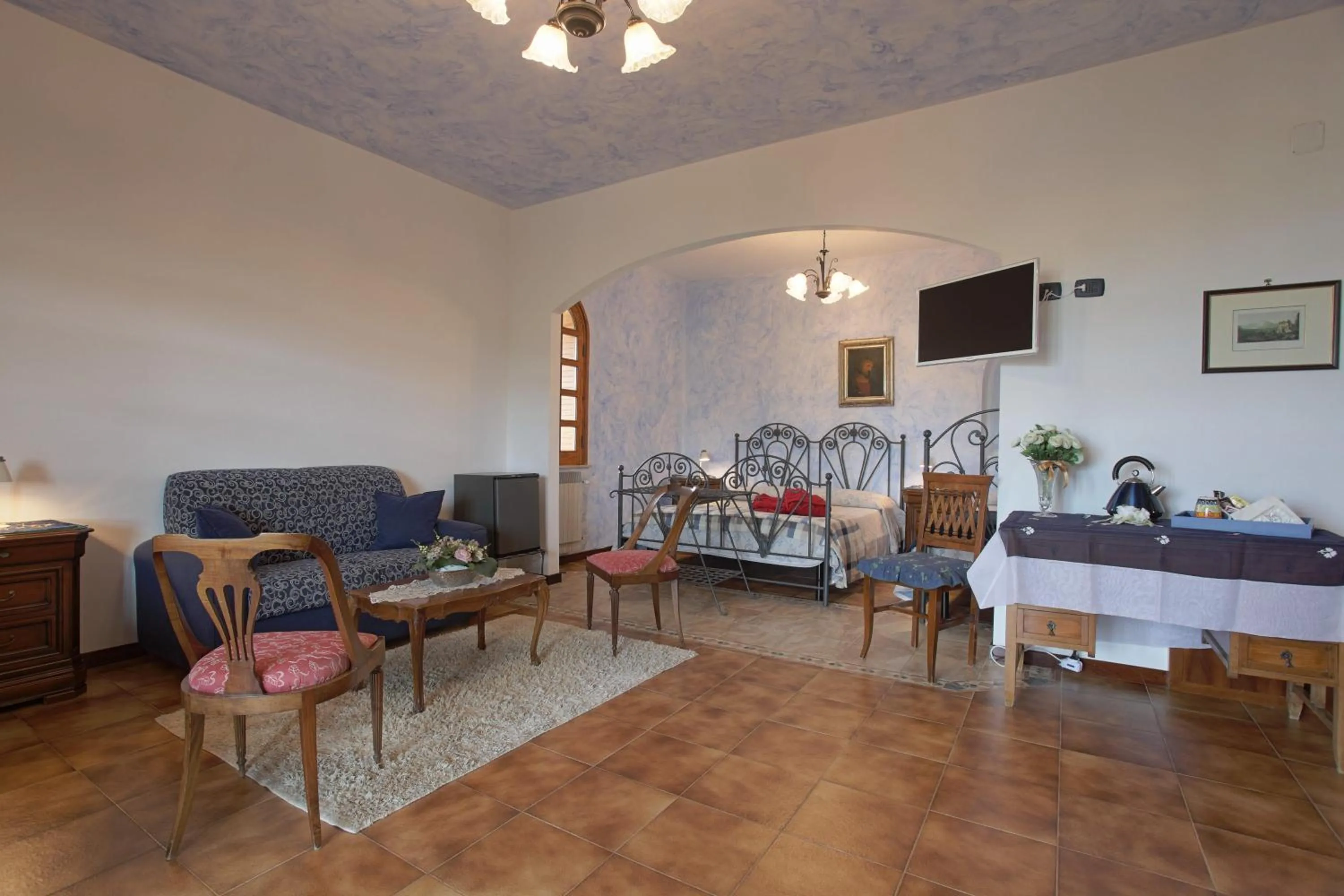 Photo of the whole room in Villa Diana