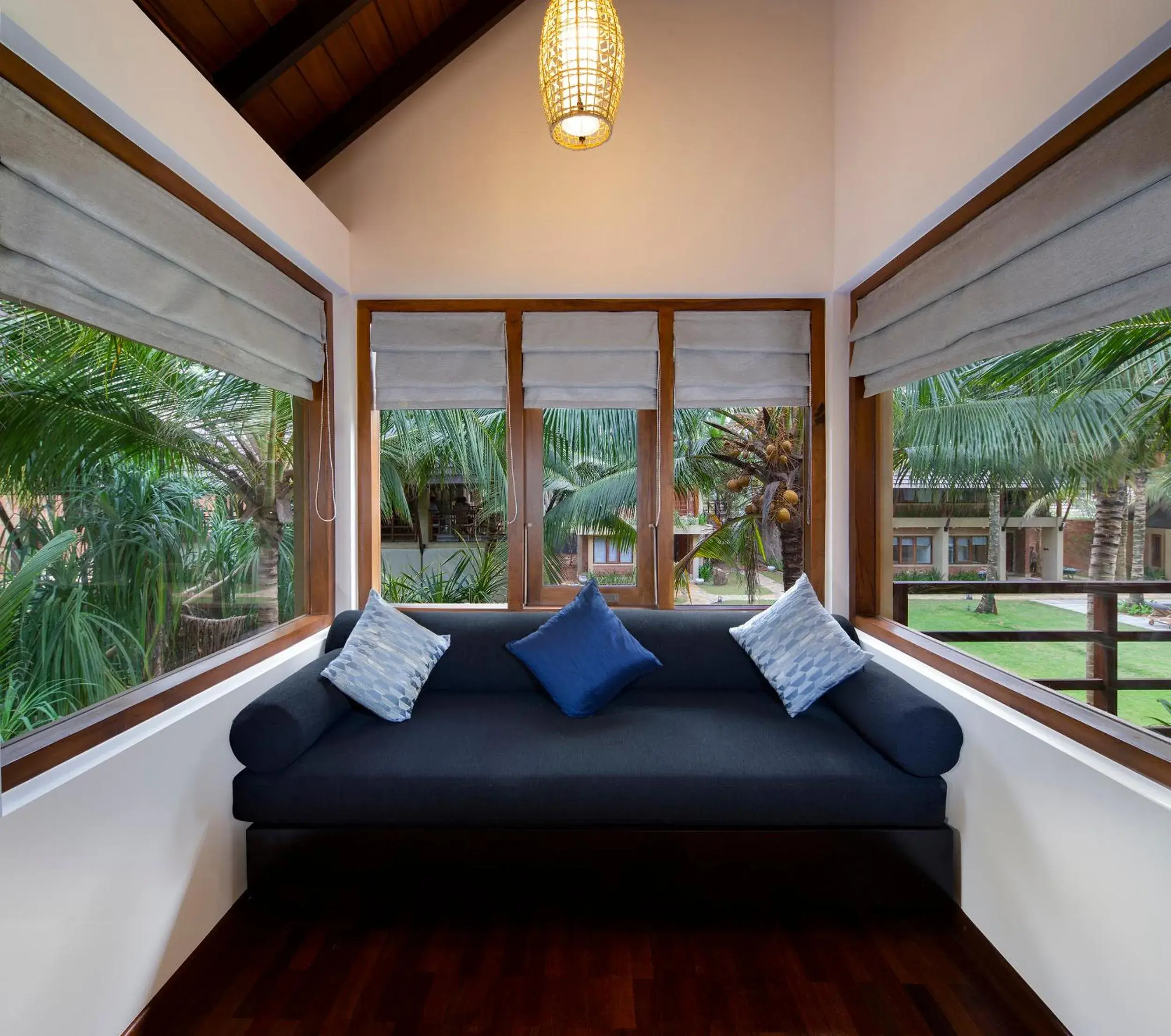 Deluxe Twin Room on Ground Floor with Garden View in Ayana Sea Deluxe Twin Room on Ground Floor with Garden View in Ayana Sea