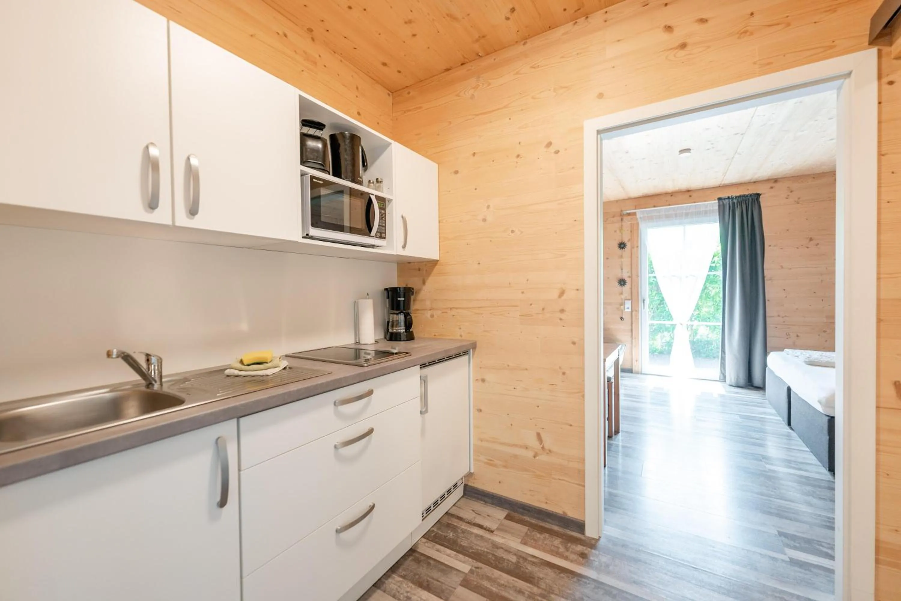 Kitchen or kitchenette in Gästehaus am Hahnenkamm
