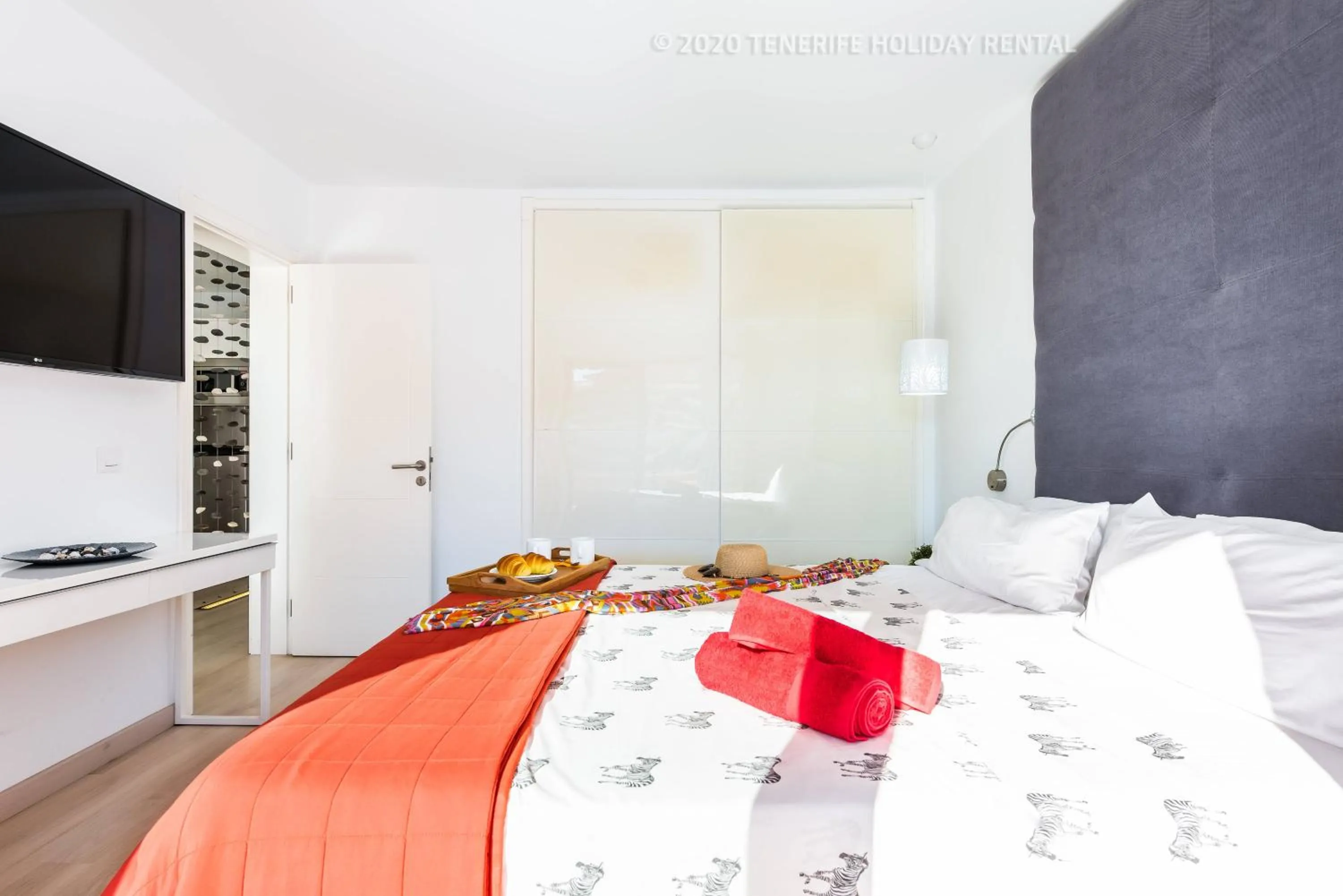 Bed in Tenerife Royal Gardens - Viviendas Vacacionales