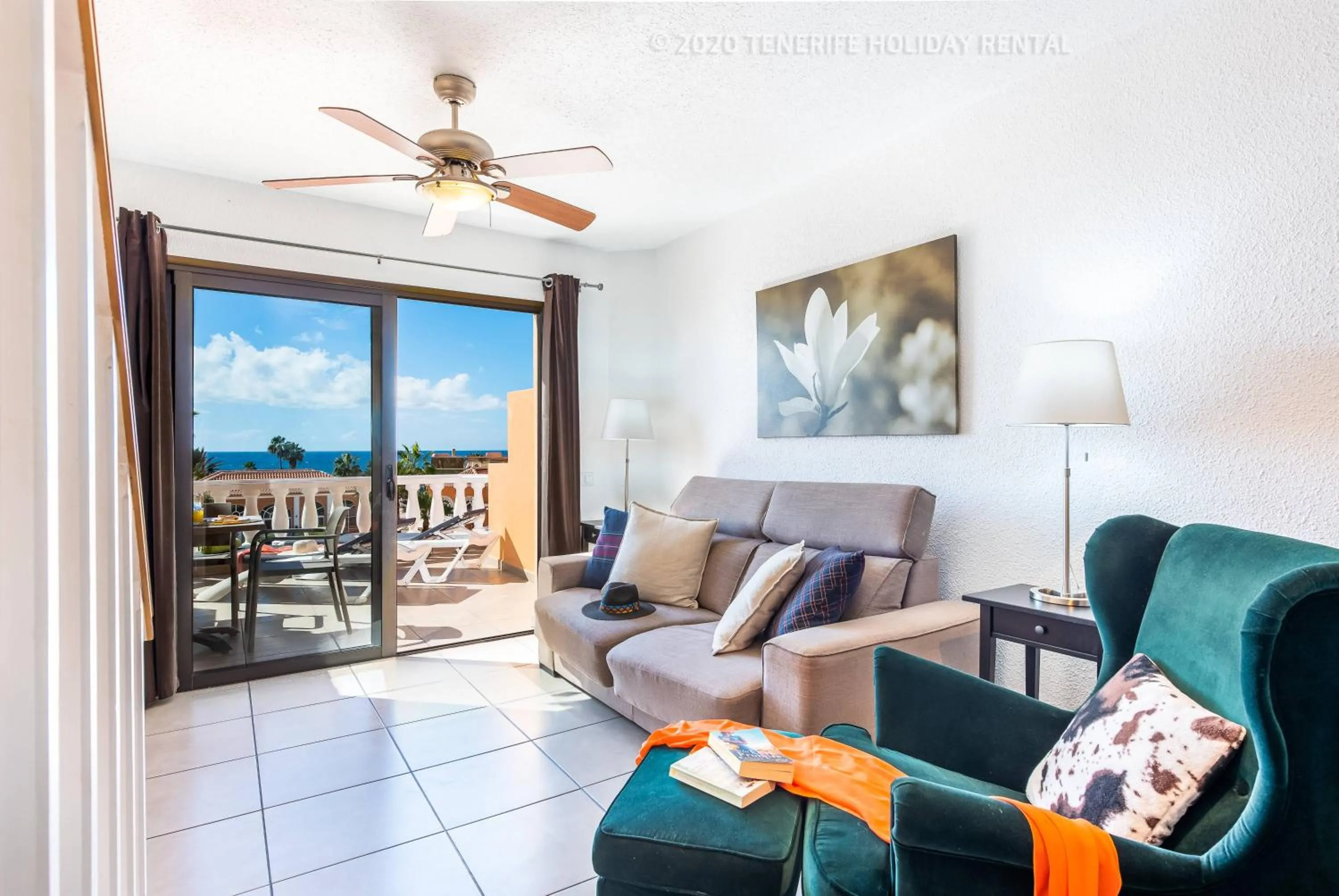 Living room in Tenerife Royal Gardens - Viviendas Vacacionales