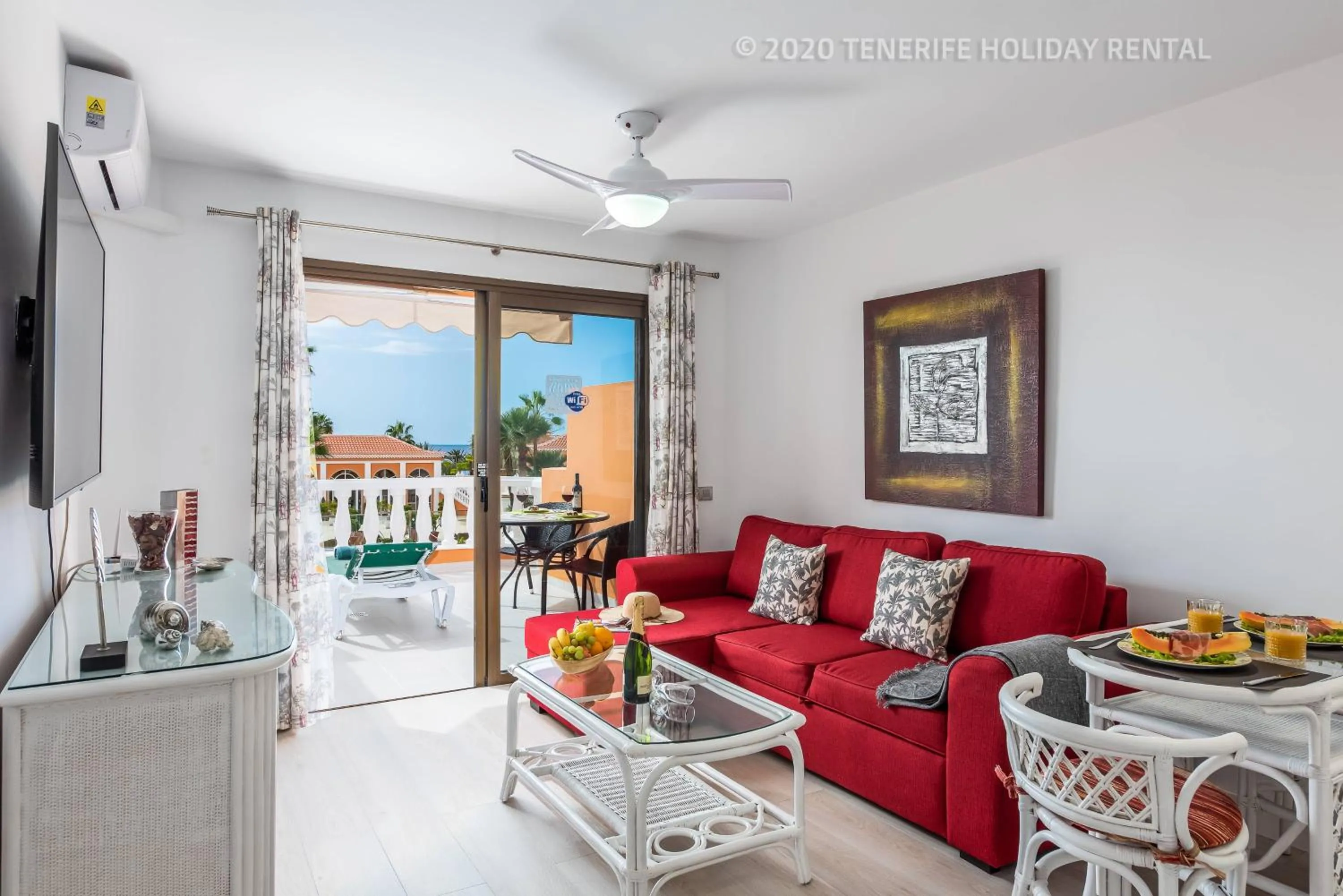 Living room in Tenerife Royal Gardens - Viviendas Vacacionales