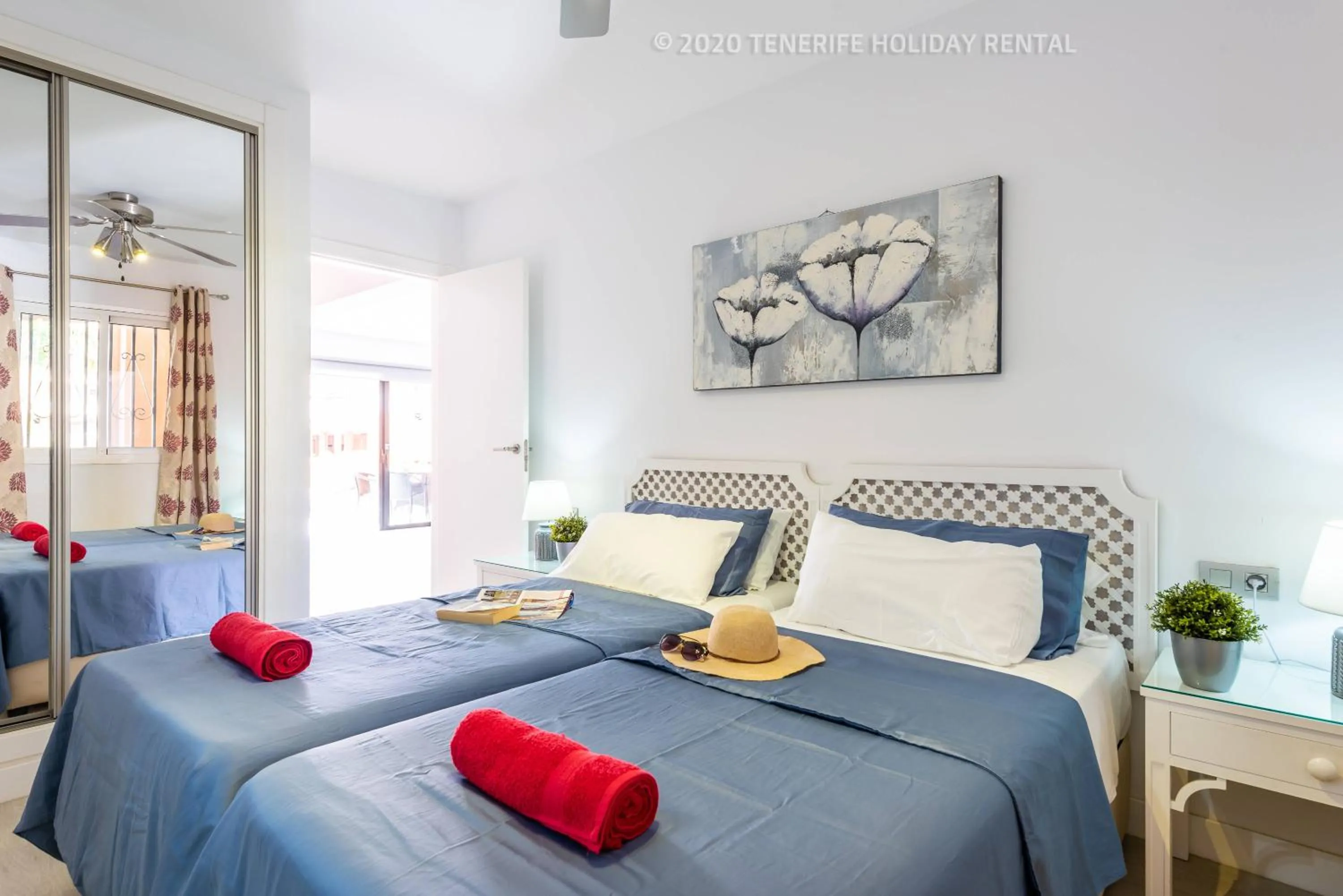 Bed in Tenerife Royal Gardens - Viviendas Vacacionales