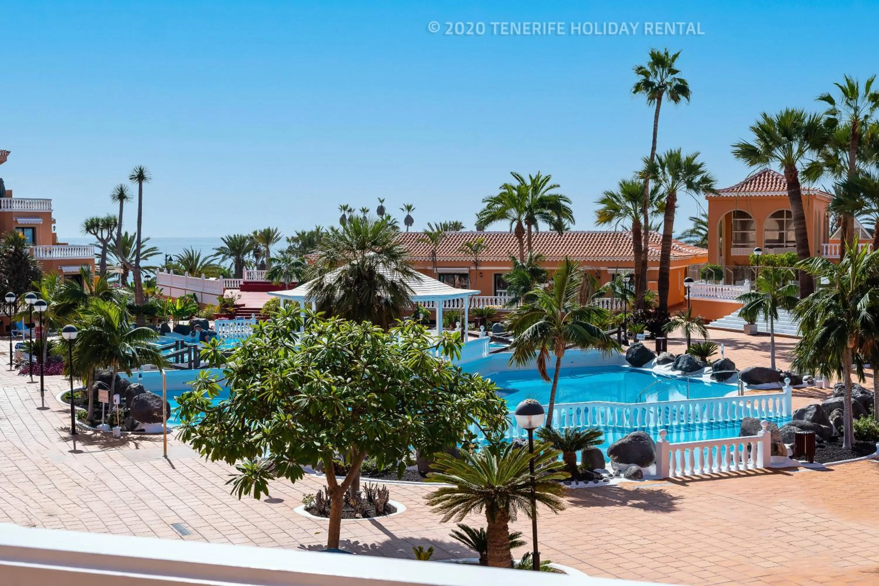Pool view in Tenerife Royal Gardens - Viviendas Vacacionales
