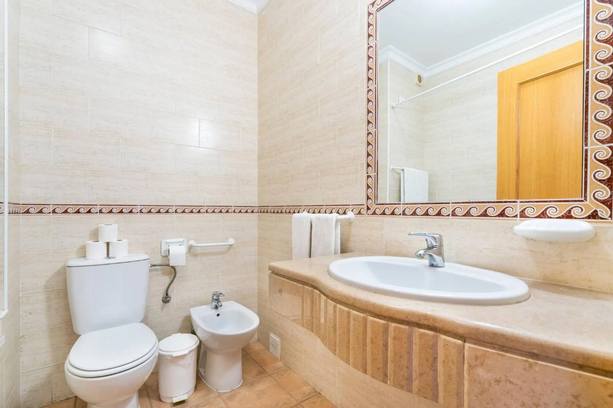 Bathroom in Apartamentos Turisticos Alagoa Praia