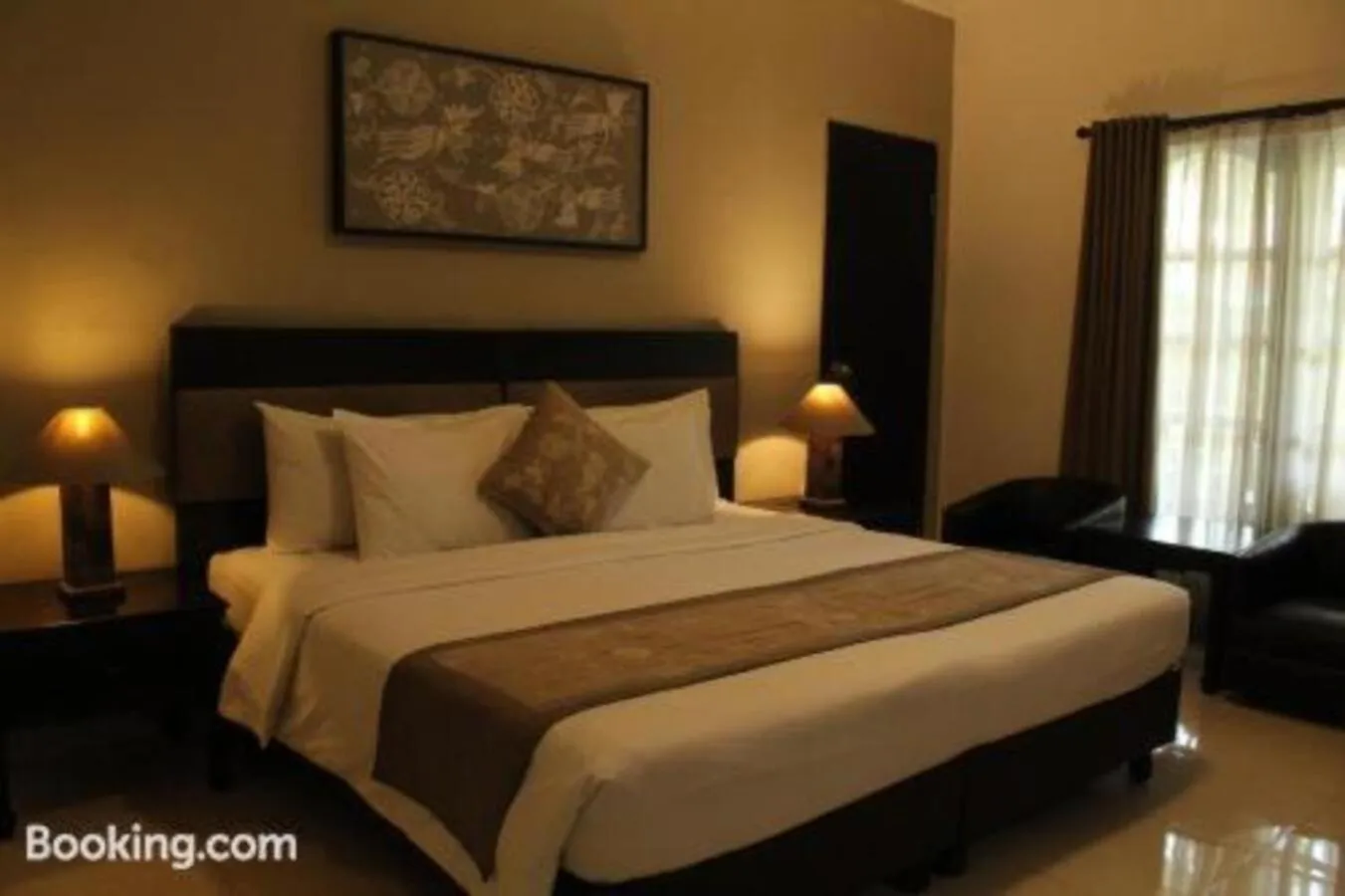 Bed in Sarinande Hotel