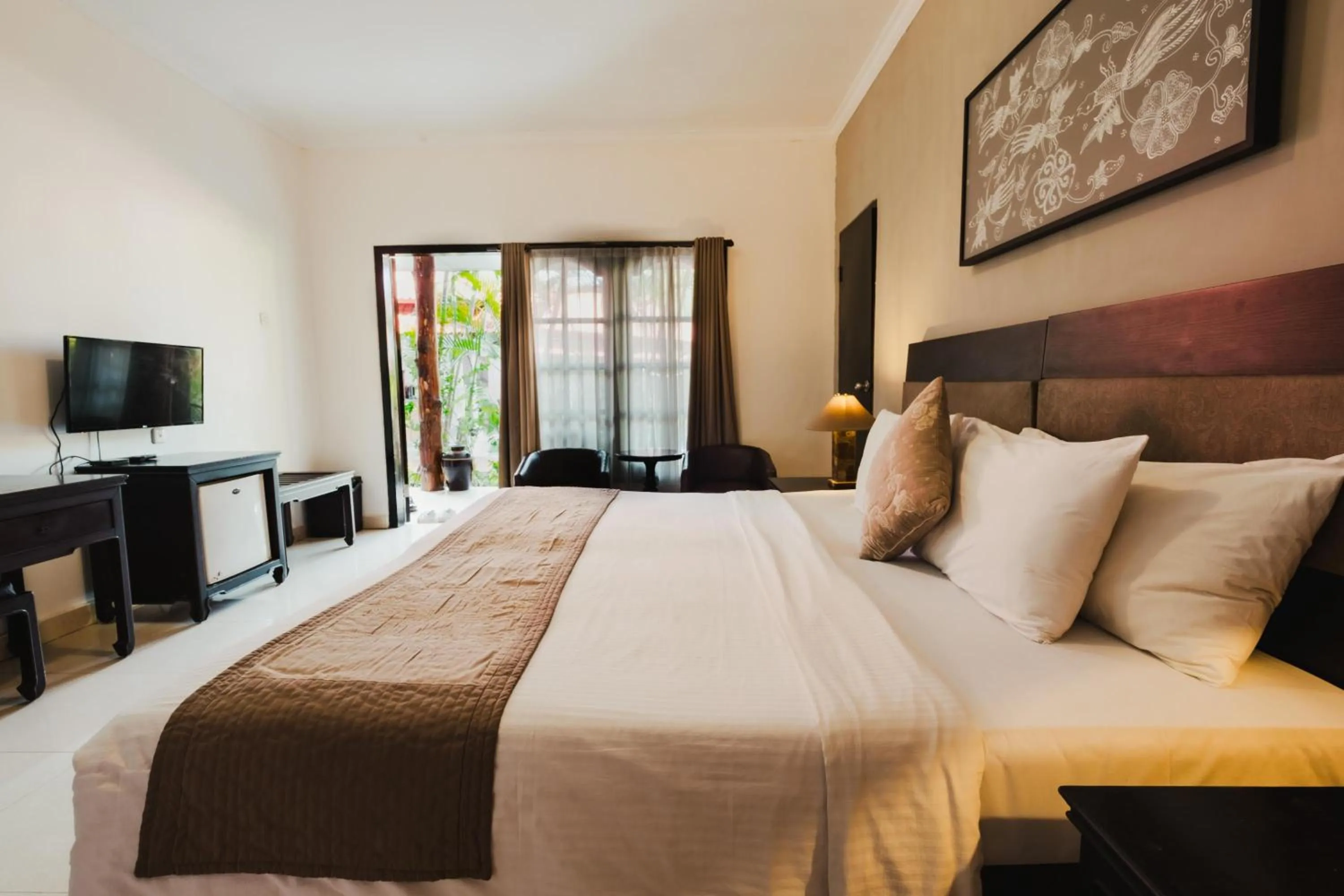 Bed in Sarinande Hotel