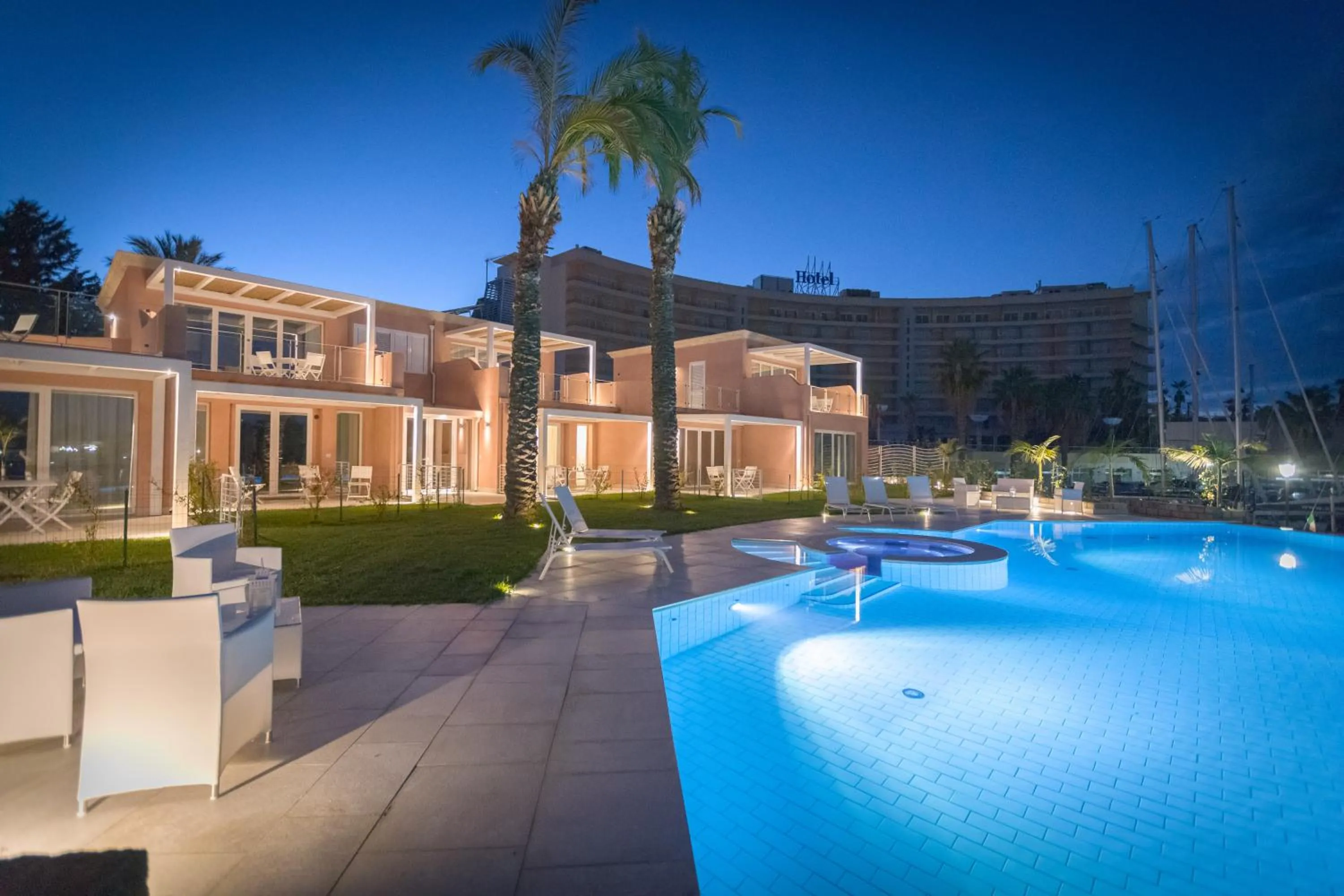 Garden in Residence Delfino, Portorosa