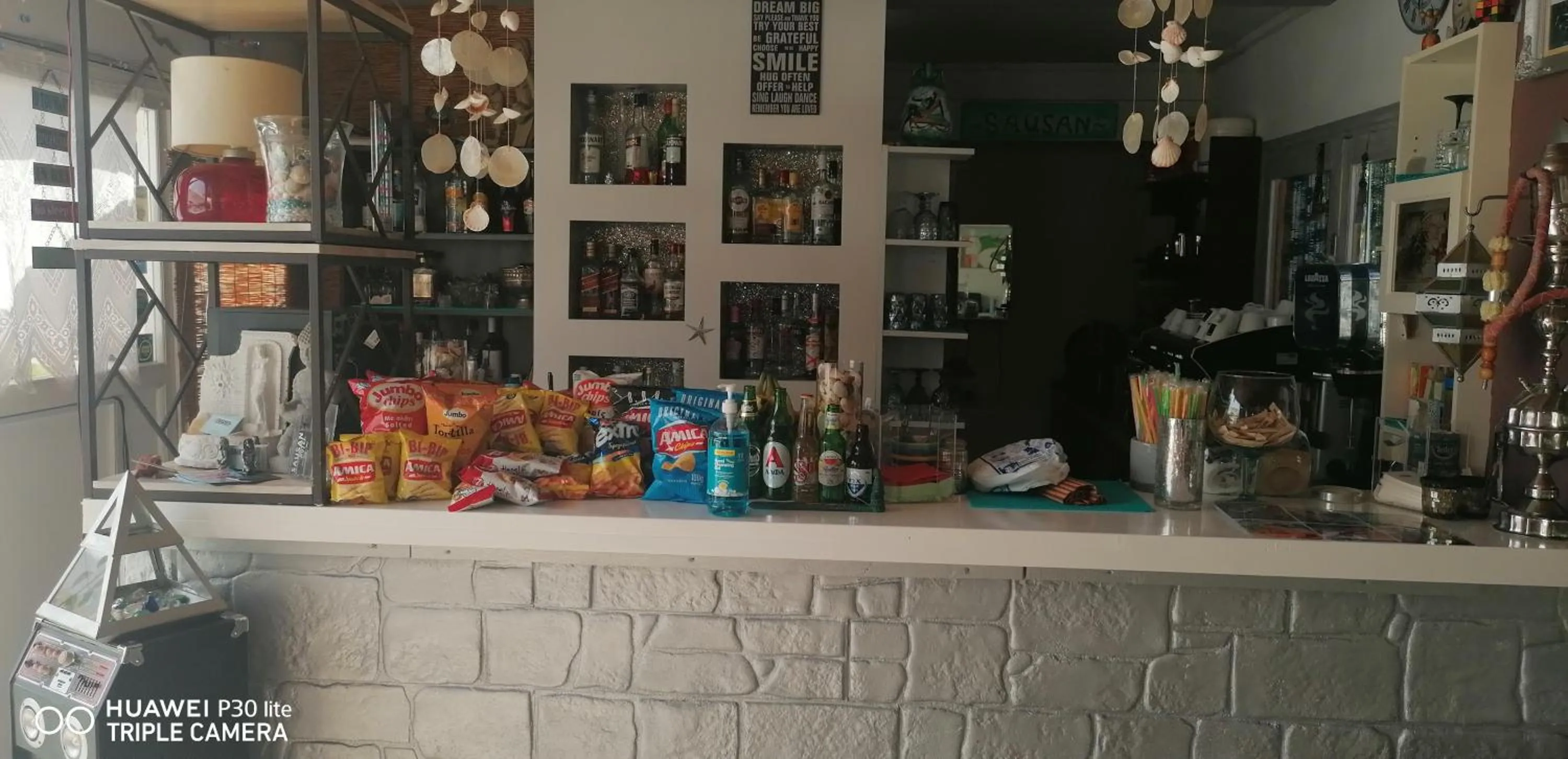 Restaurant/places to eat in Sausan Hotel