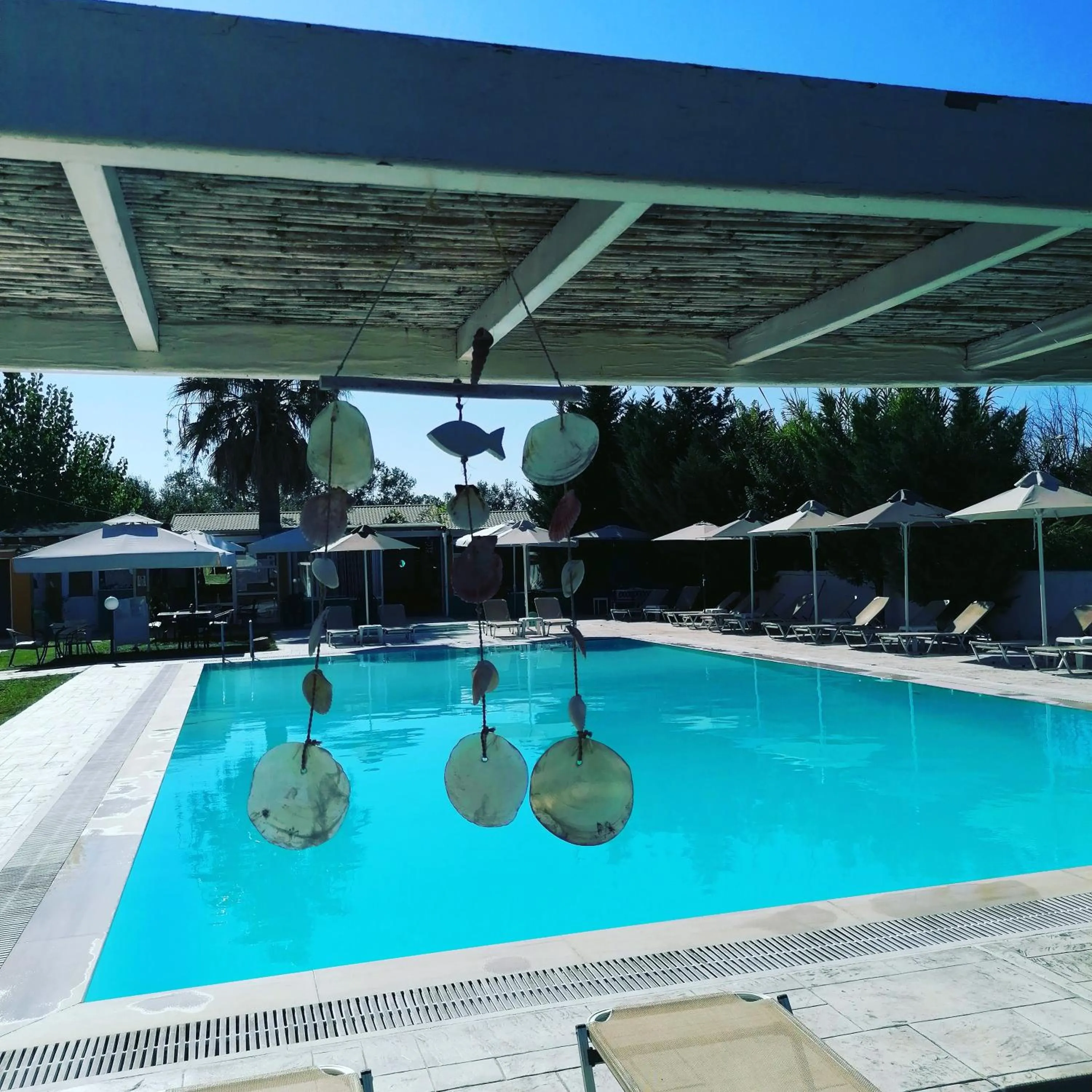 Swimming pool in Sausan Hotel