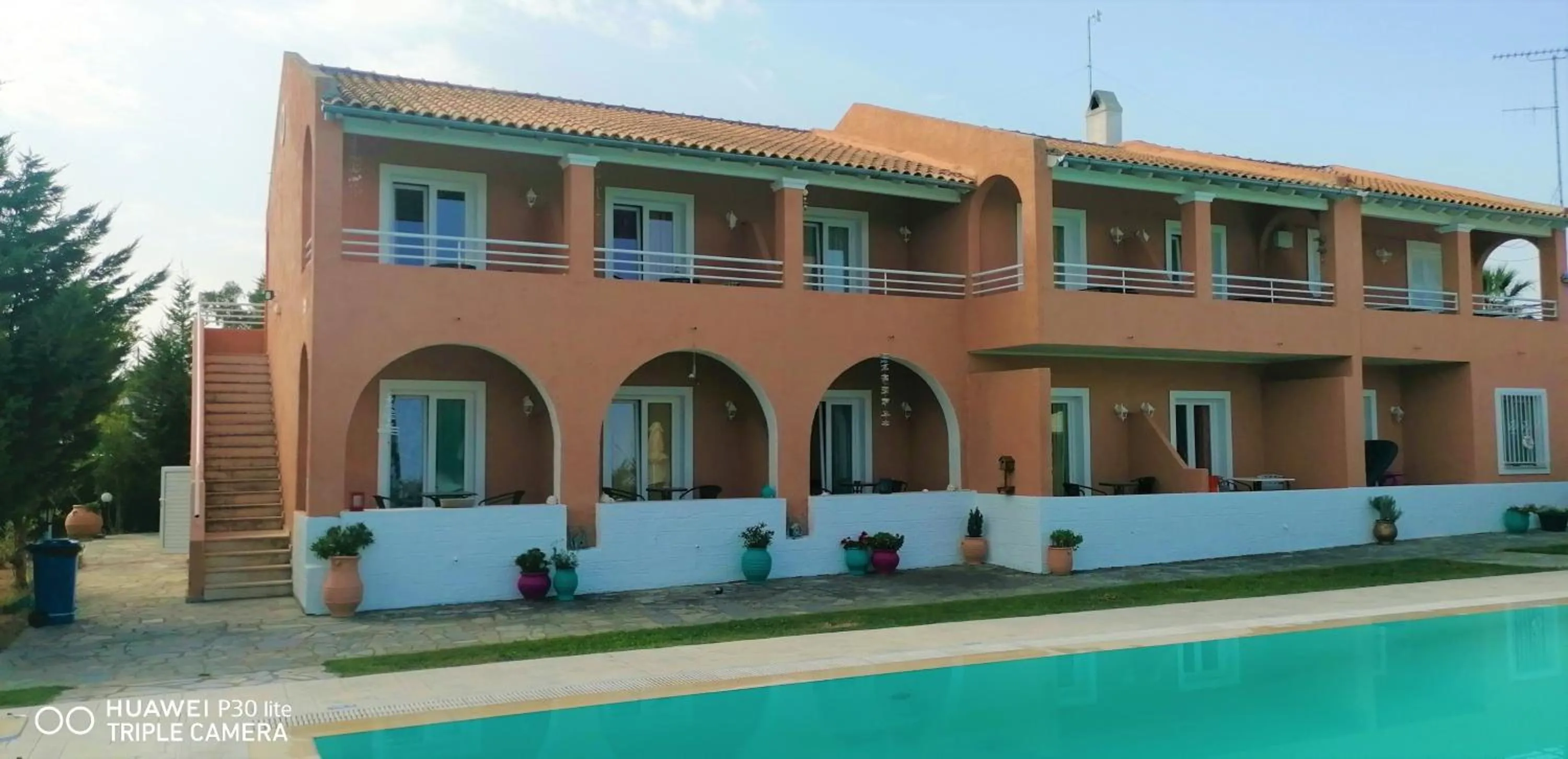 Property building in Sausan Hotel