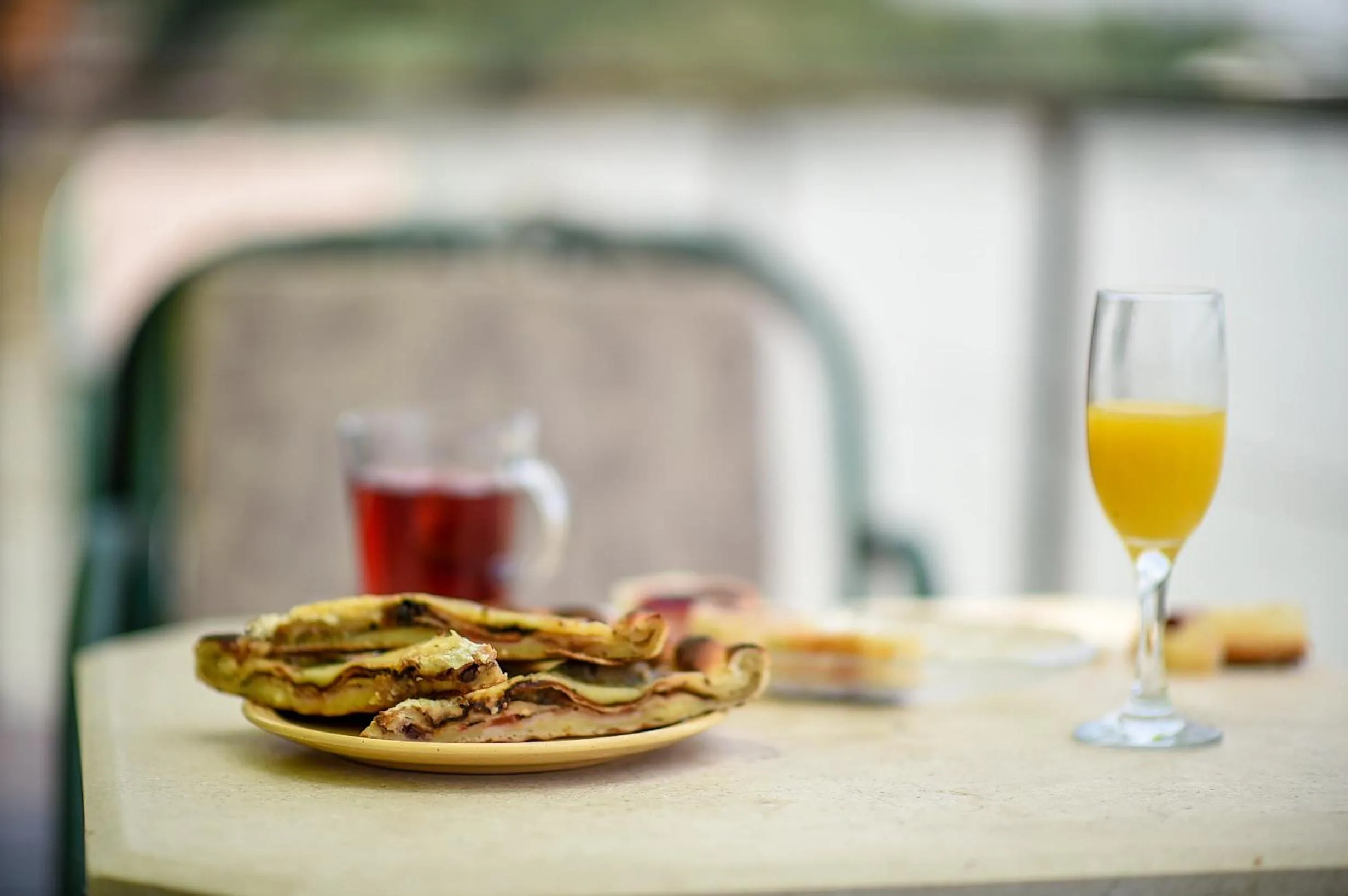 Breakfast in San Art Floating Hostel & Apartments