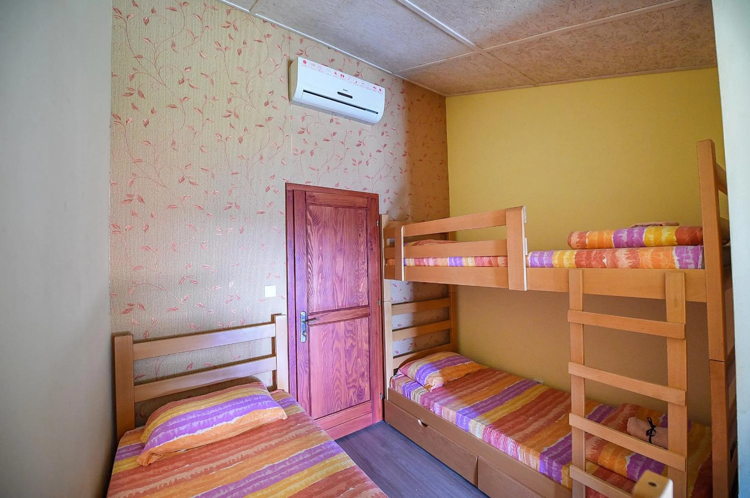 Photo of the whole room, Bed in San Art Floating Hostel & Apartments