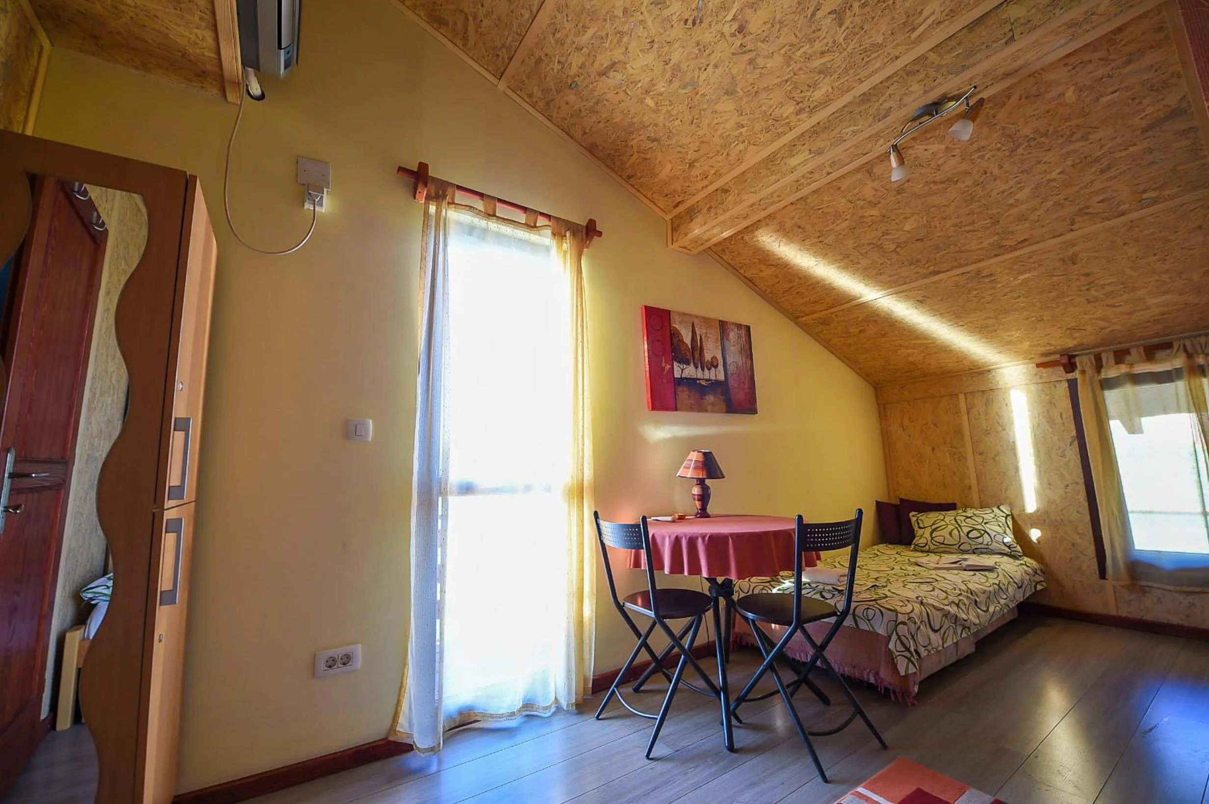 Photo of the whole room in San Art Floating Hostel & Apartments