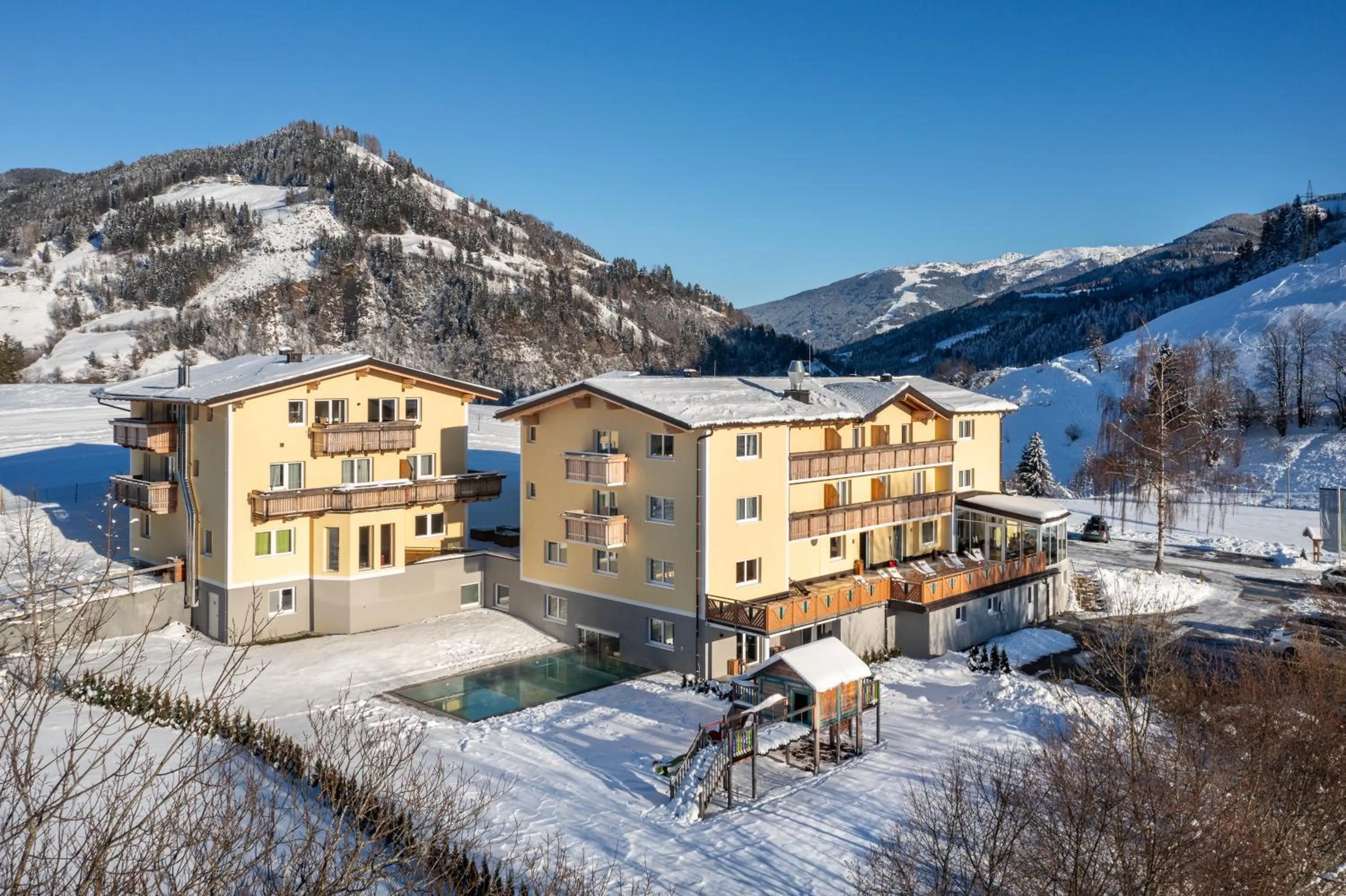 Property building in Der Alpenblick