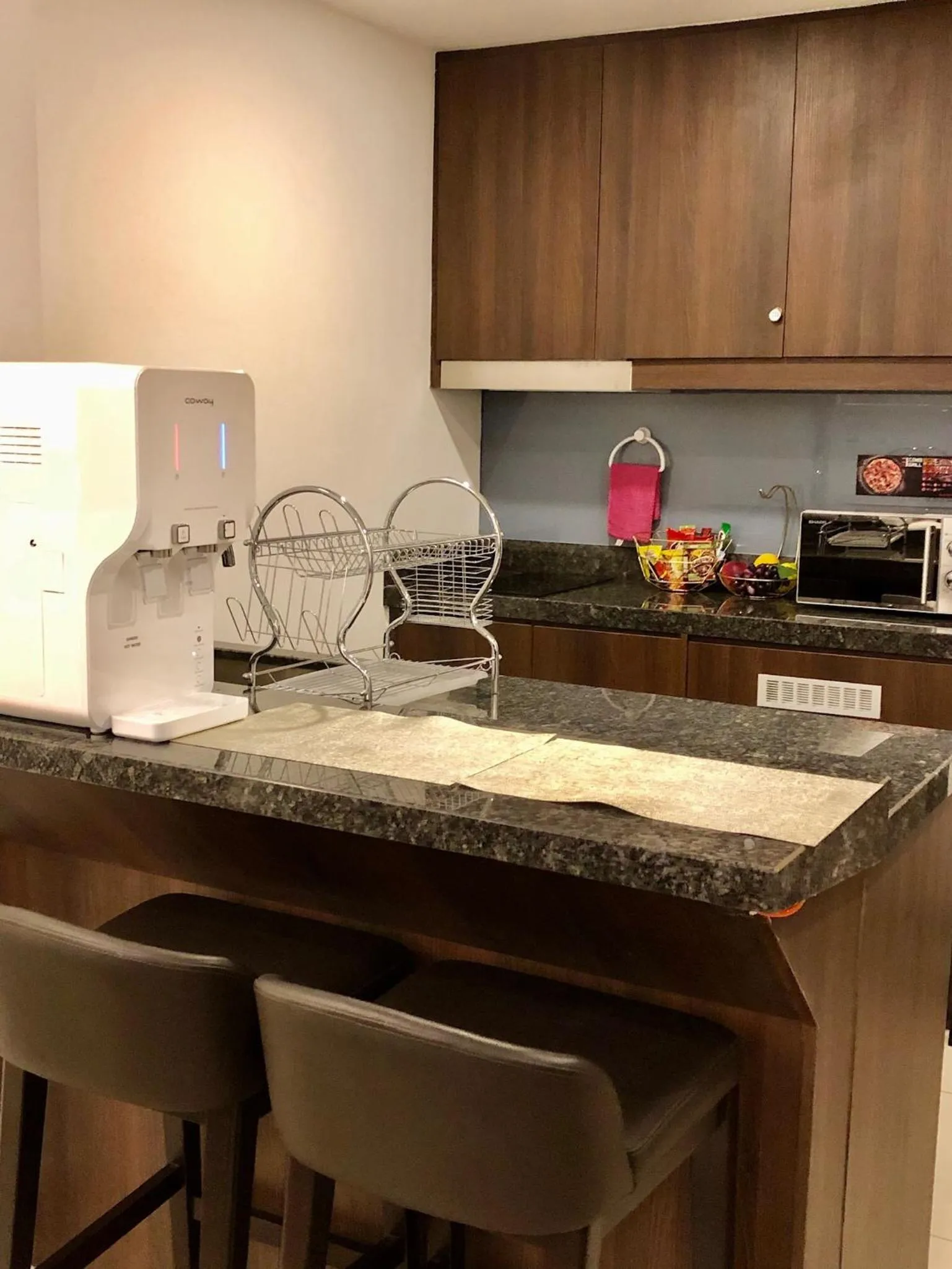 Kitchen or kitchenette in Sky D'Mont Suites
