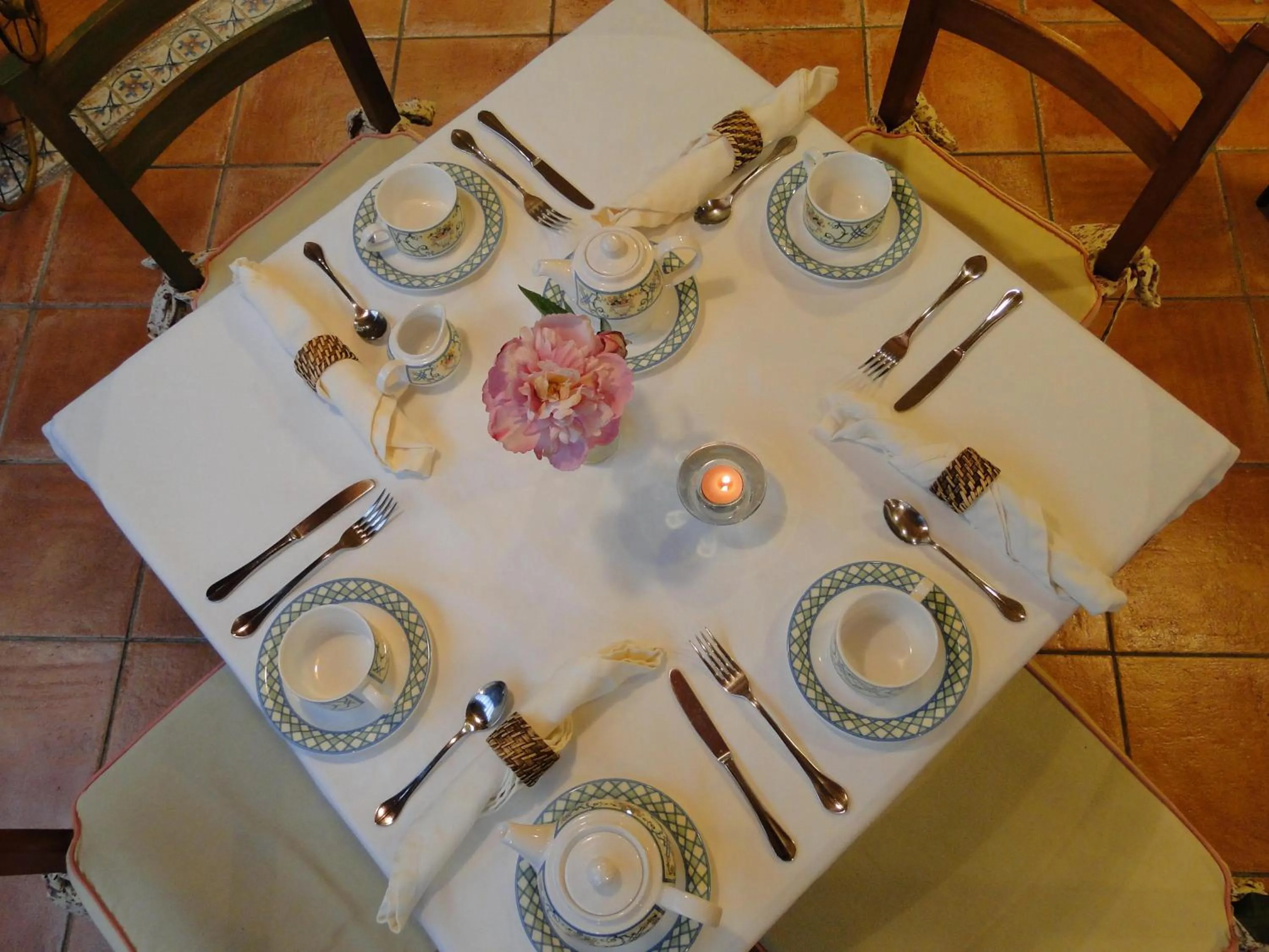 Restaurant/places to eat in Posada La Mies