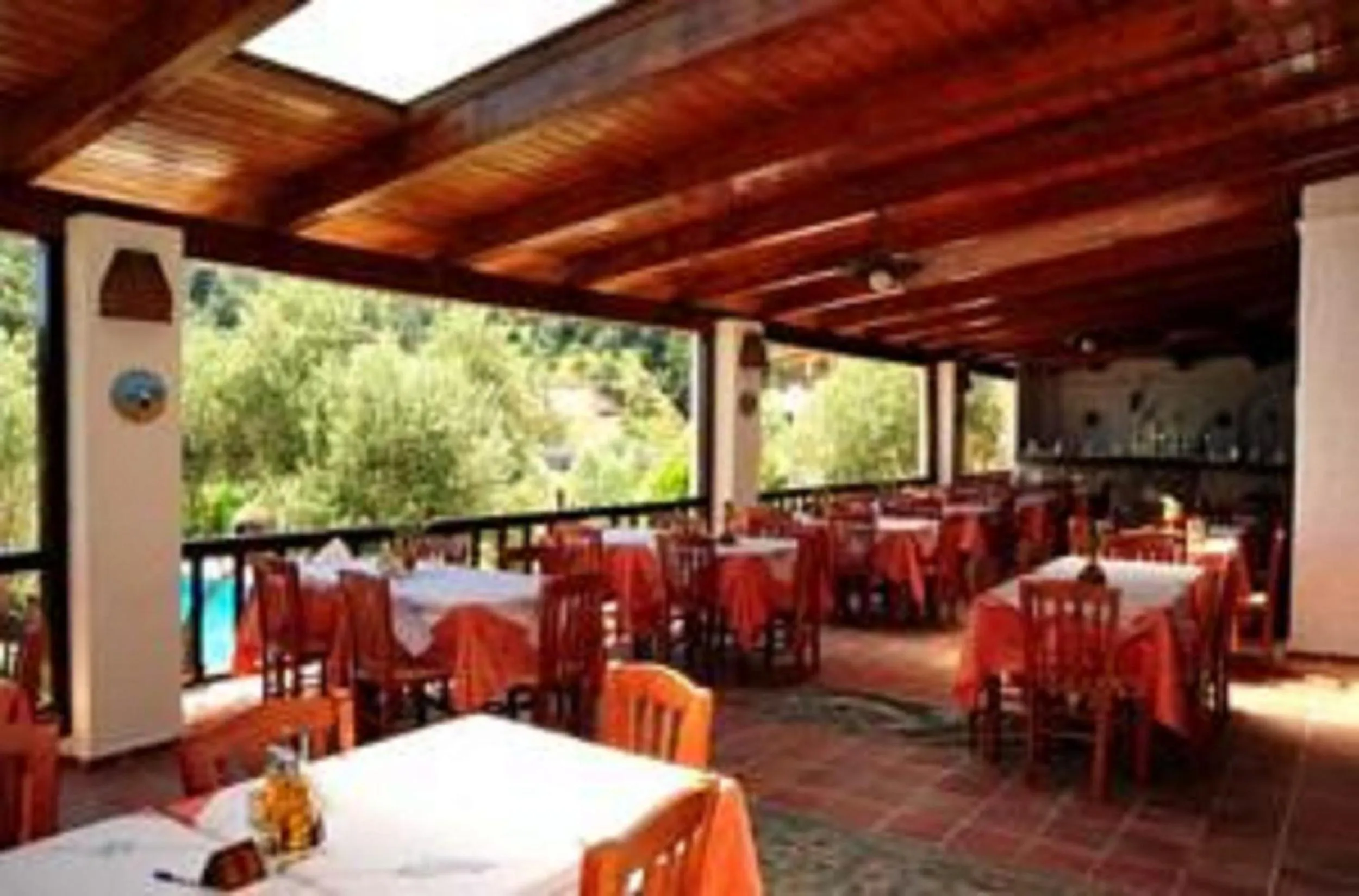Restaurant/places to eat in Limnionas Bay Village Hotel